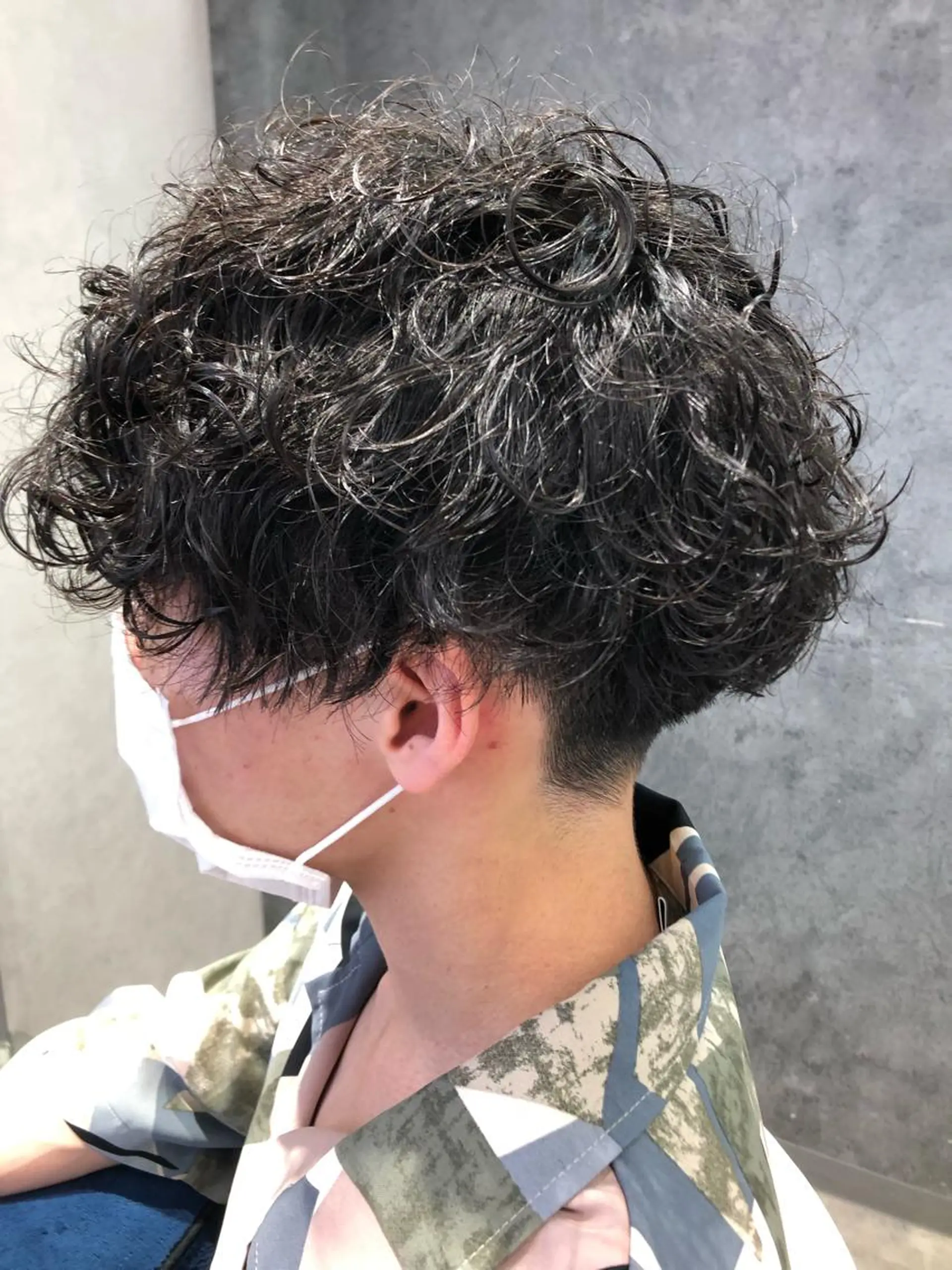 パーマ メンズ メンズパーマ 波巻きパーマ カット パーマ トリートメント Noy所属・Noyヨシモト ヒロトのヘアスタイル