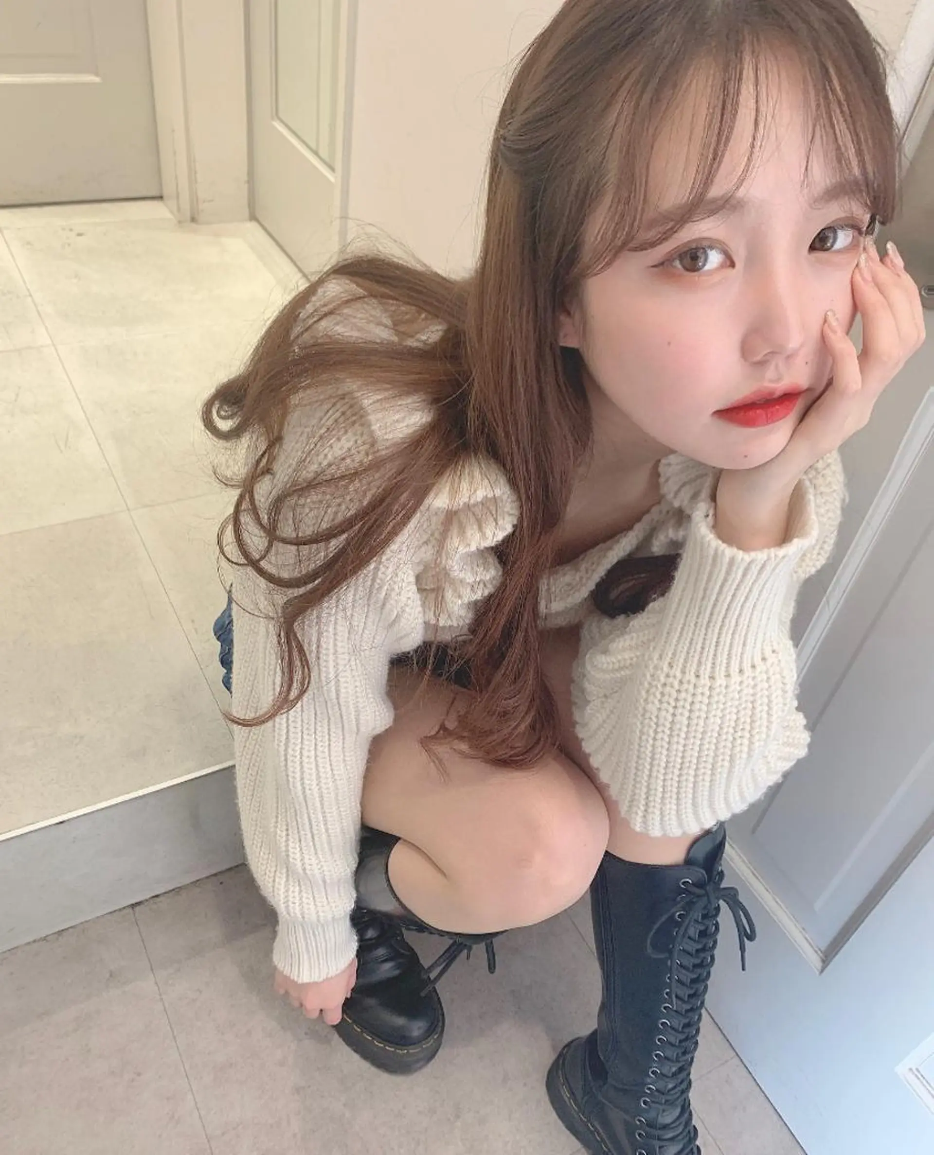 ロング カラー ヘアアレンジ SALOWIN原宿ash店所属・憧れの艶ハイトーンへ 🐈サイサキのヘアスタイル