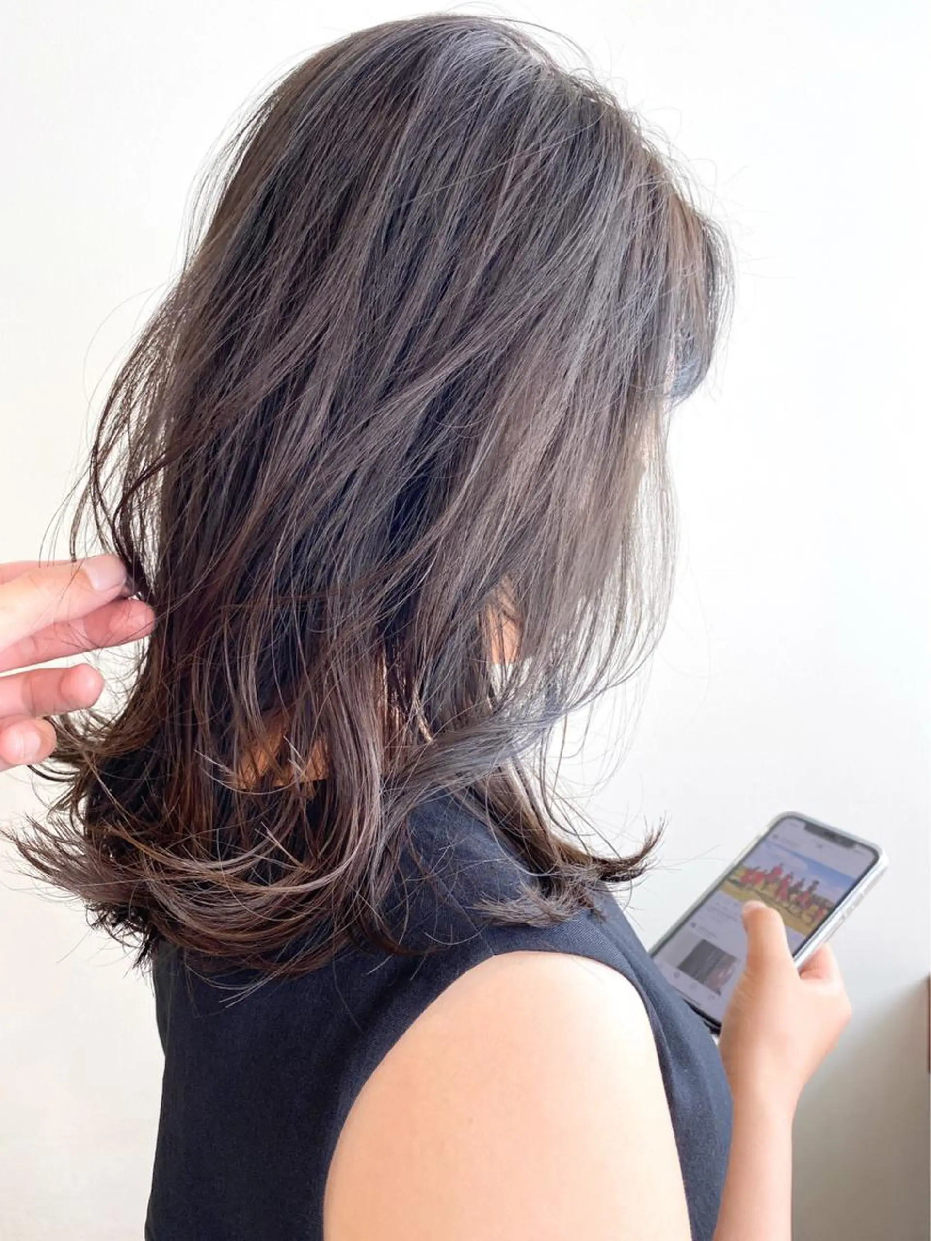 セミロング カラー グランジヘア 無造作ヘアHYUGAのヘアスタイル