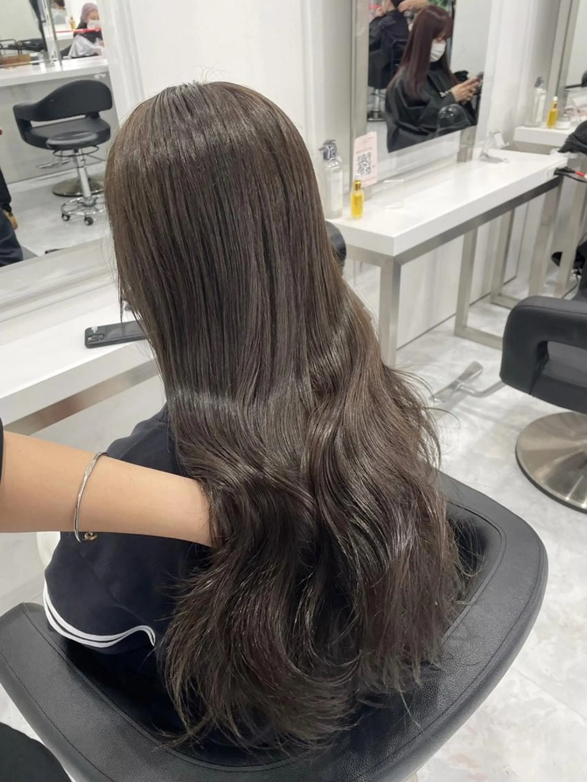 ロング カラー 𓏸レイヤー髪質改善 透けカラーカノン🫧のヘアスタイル