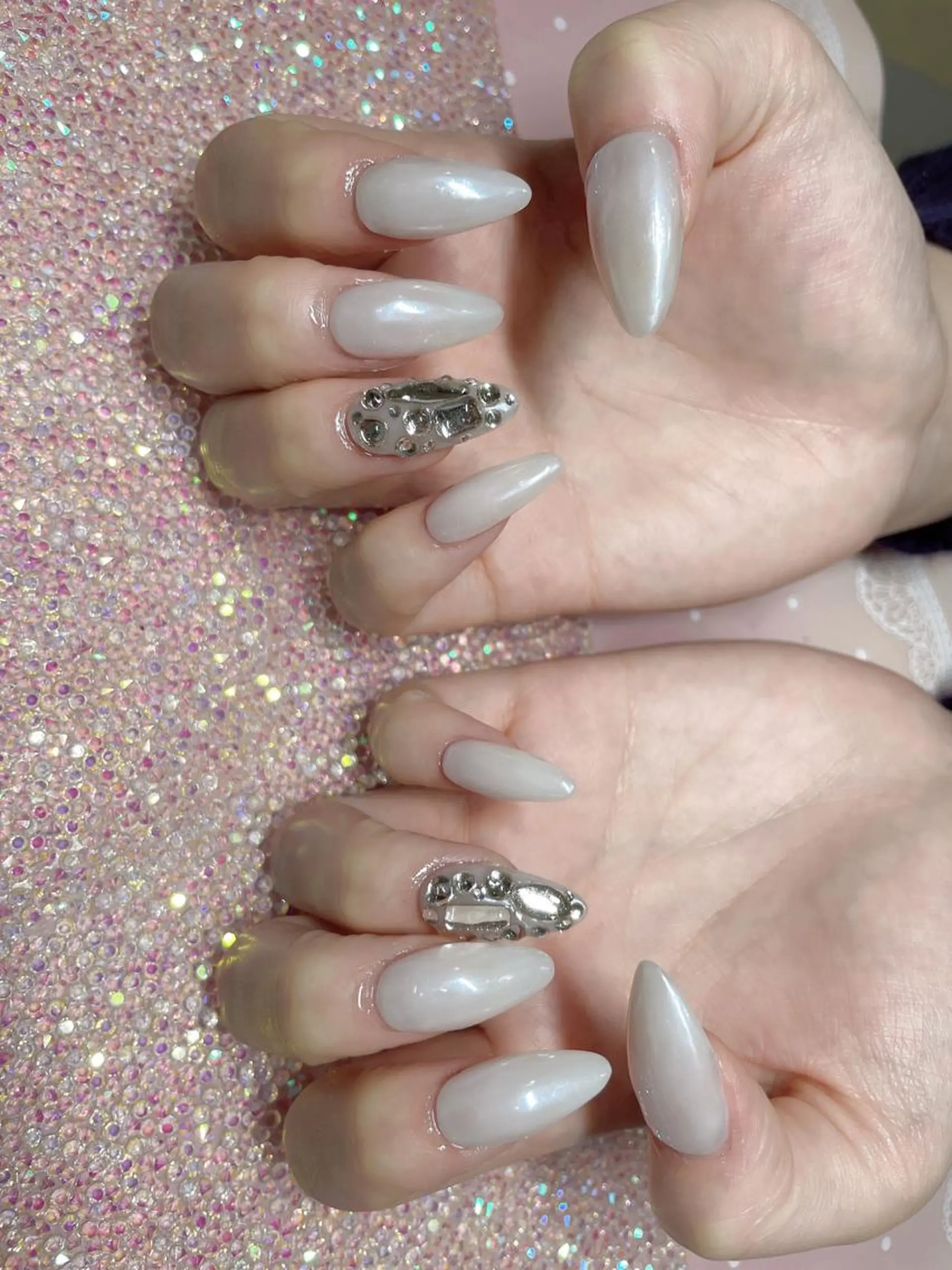 ミディアム ネイル ハンドネイル 《LB》ラブリエ Nail&eyeのマツエク・マツパデザイン