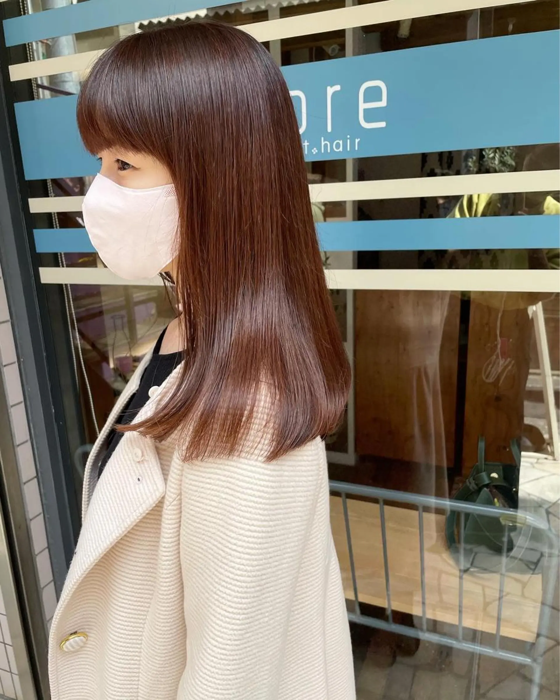 セミロング カラー あずまぐち めぐみのヘアスタイル