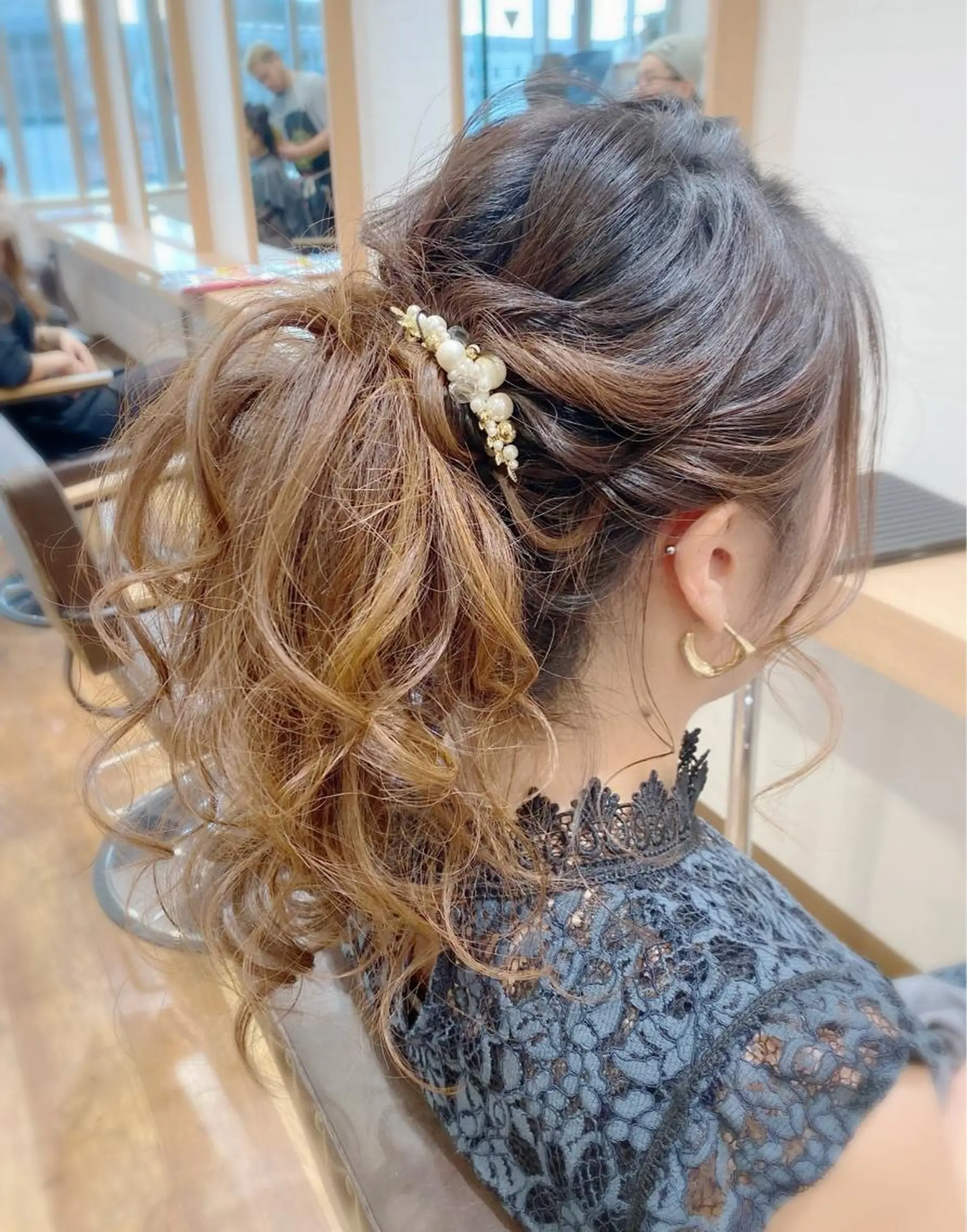 ミディアム ヘアアレンジ ヘアセット GRANLUSSO 〜グランルッソ駅前店所属・木口 嘉美のヘアスタイル