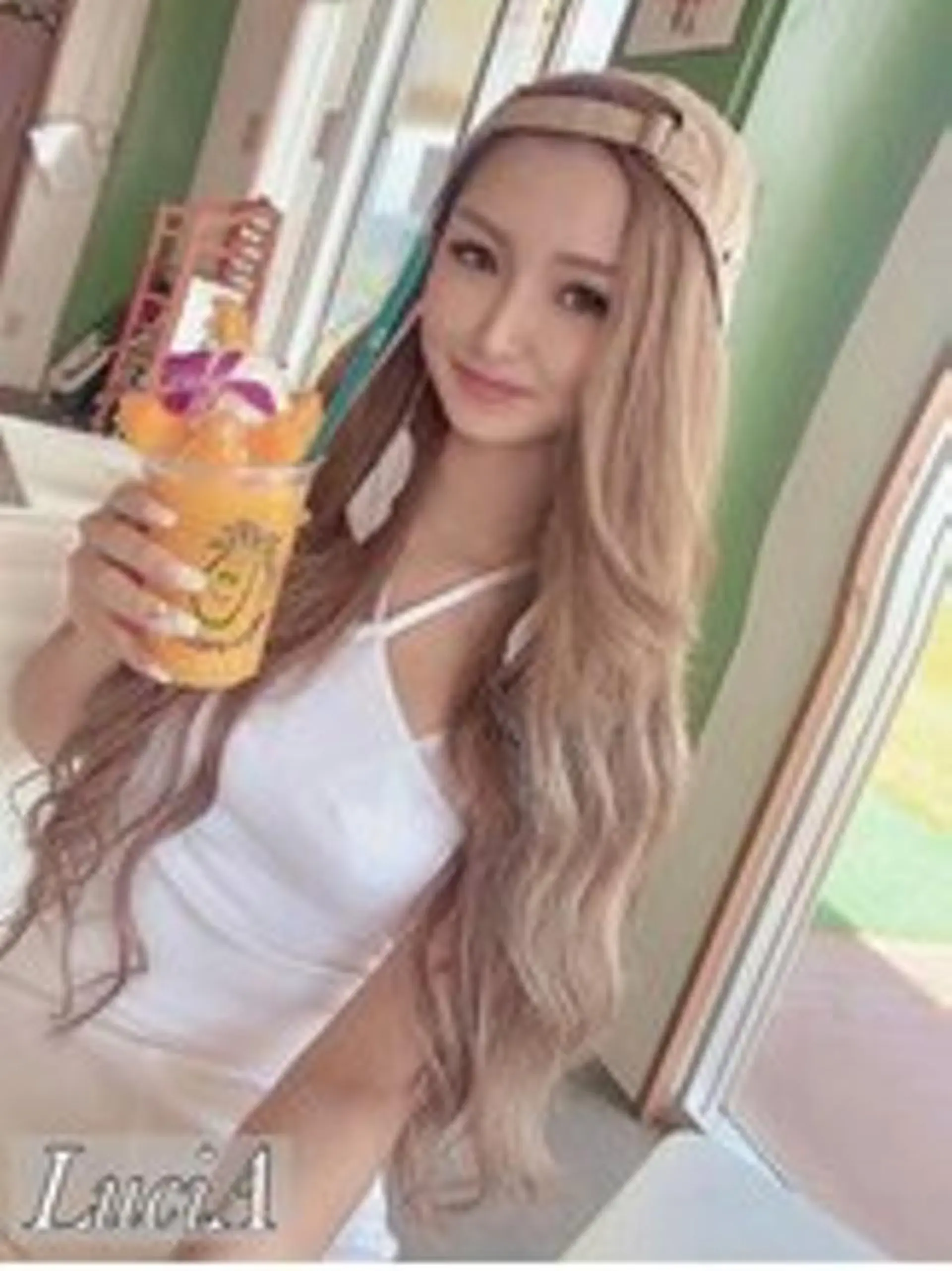 ロング カラー LuciA/エクステ カラーのヘアスタイル