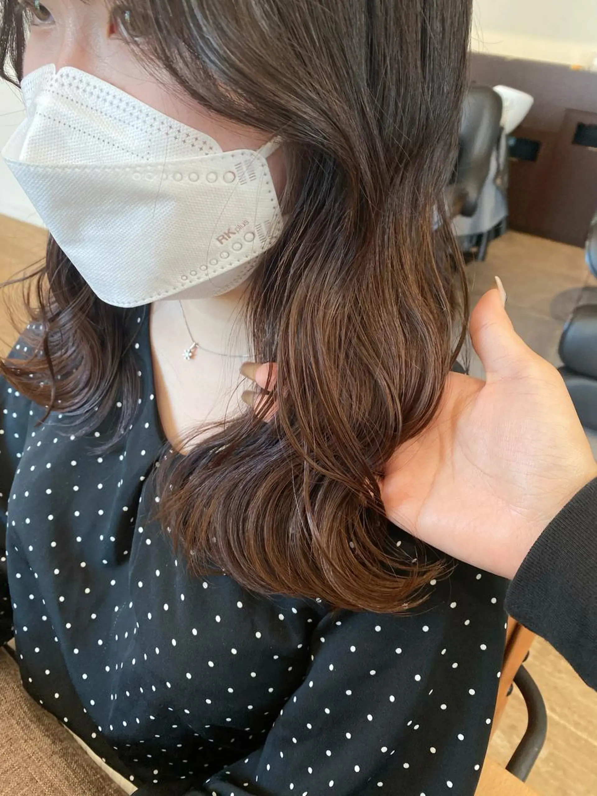 セミロング カラー パーマ ヘアアレンジ 銀座/前髪顔まわり/ 透明感カラー/danのヘアスタイル