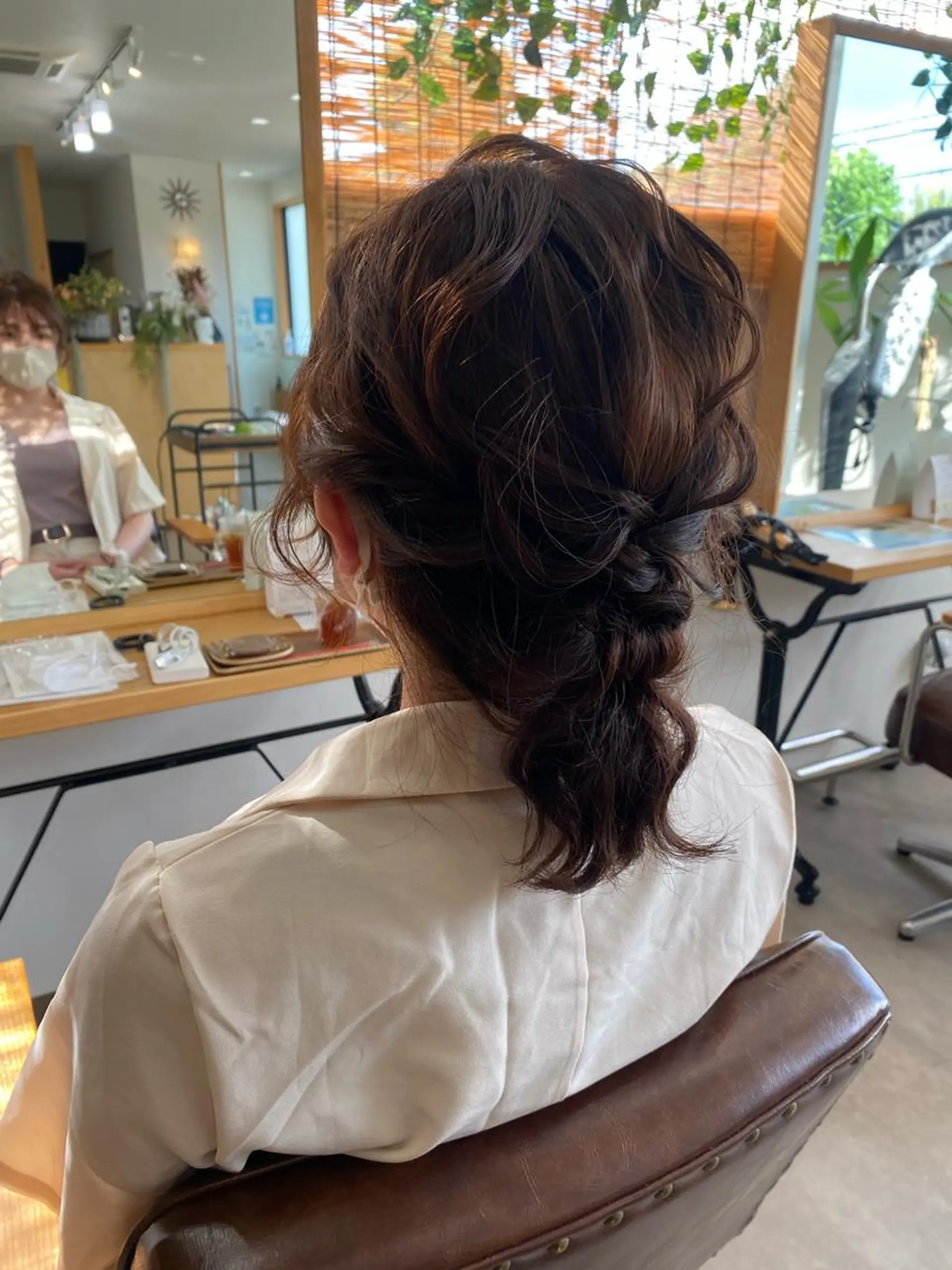 ミディアム カラー ヘアアレンジ ブリーチなしベージュ /ヘアセット/ミユのヘアスタイル