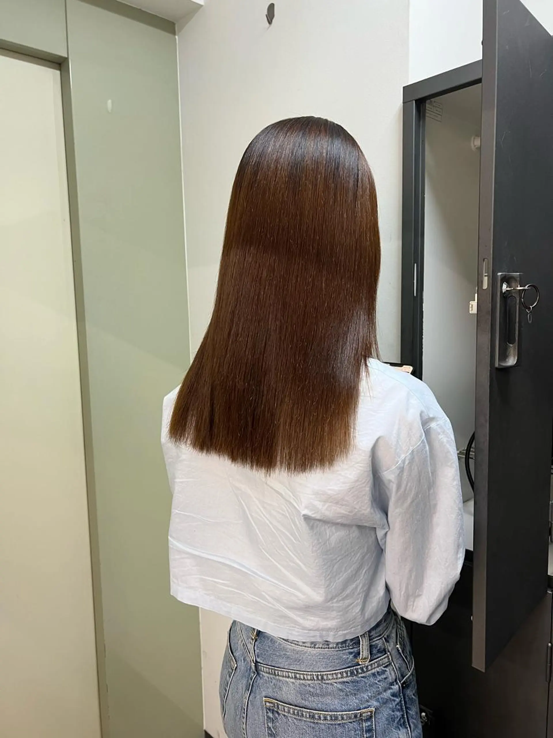 セミロング 舟橋耀/ブリーチカラ ー/レイヤーカットのヘアスタイル