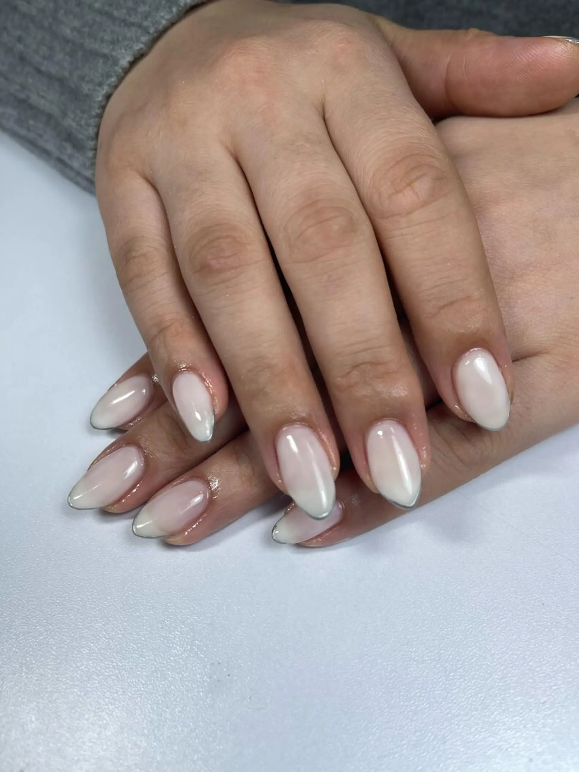 ネイル シルバー 松山 美由紀のネイルデザイン