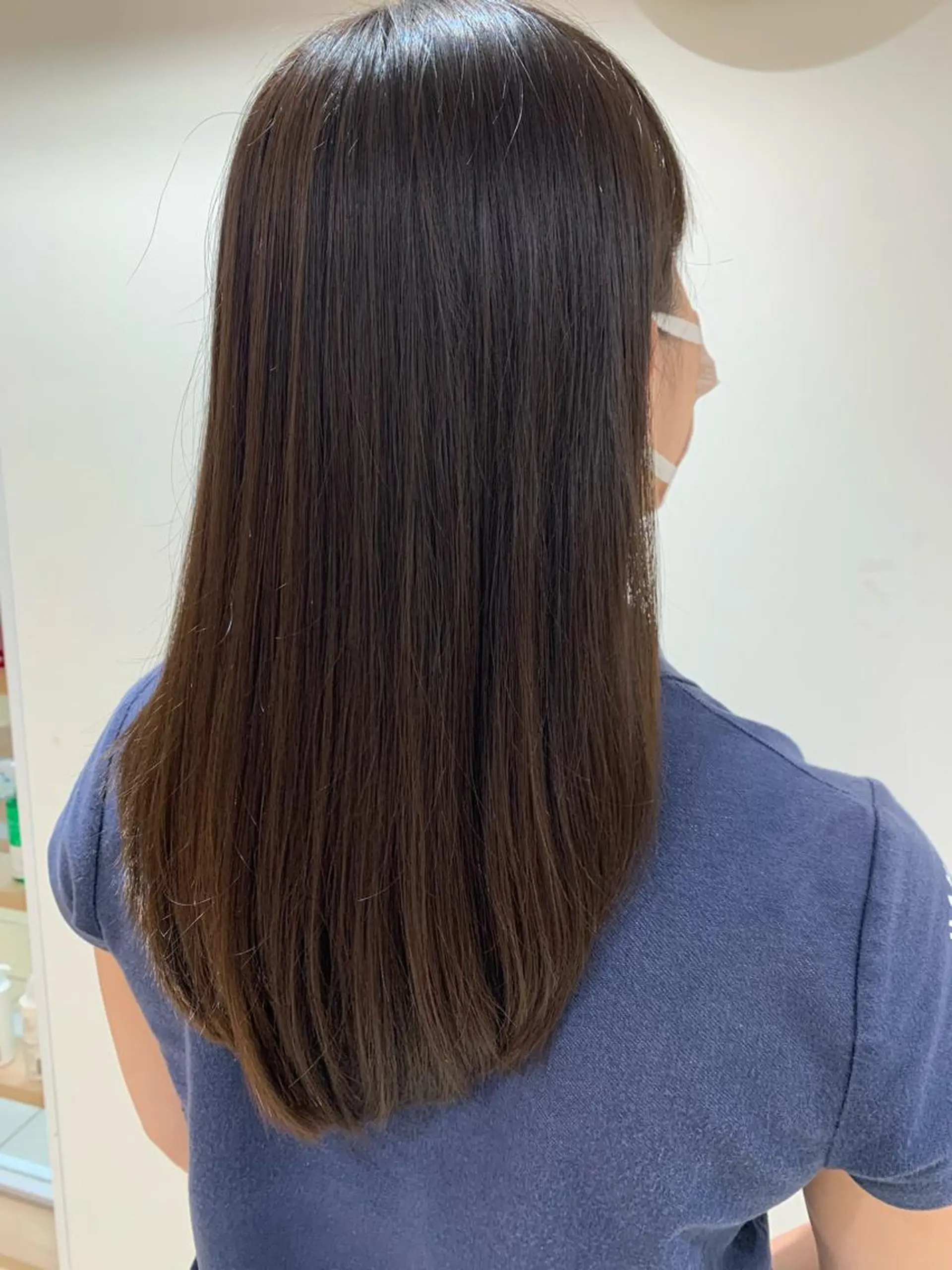 セミロング lore 金杉悠作のヘアスタイル