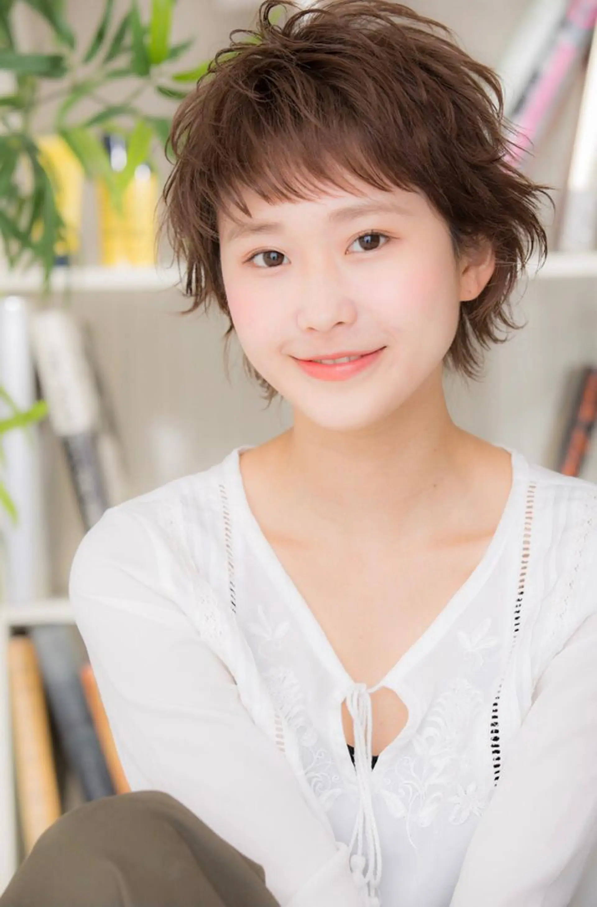 ショート カット ヘアカラー トリートメント チーフデザイナー 若林　麻衣のヘアスタイル