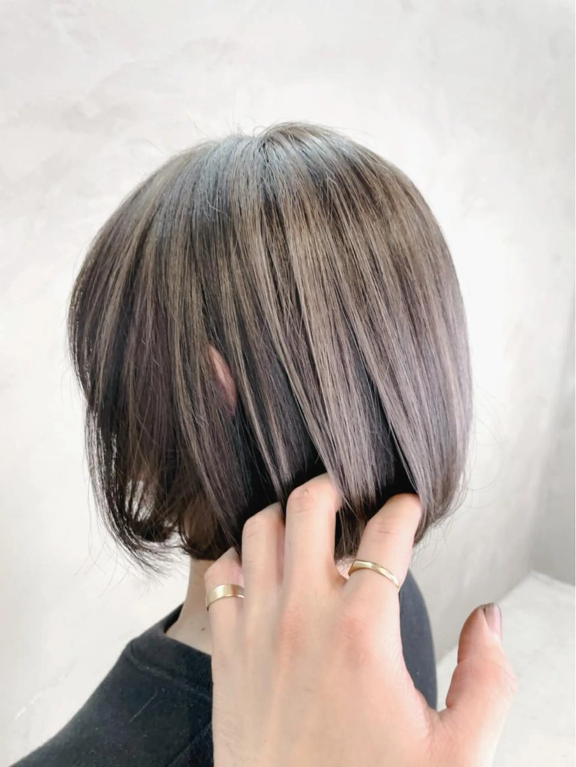 ショート ハイライト 1日1名限定価格✂️ 髪質改善サロン代表谷のヘアスタイル