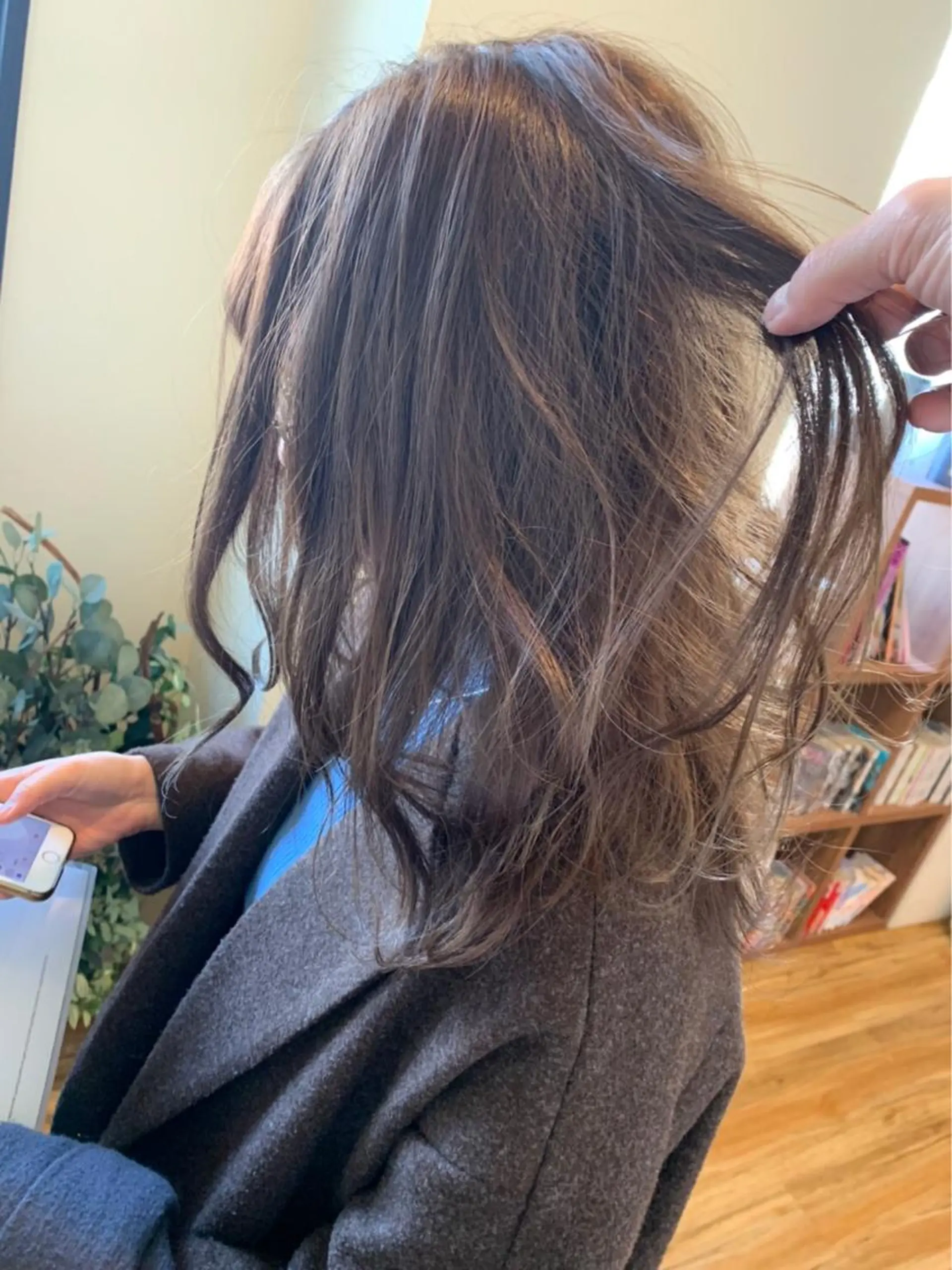 カラー 宮本 円のヘアスタイル