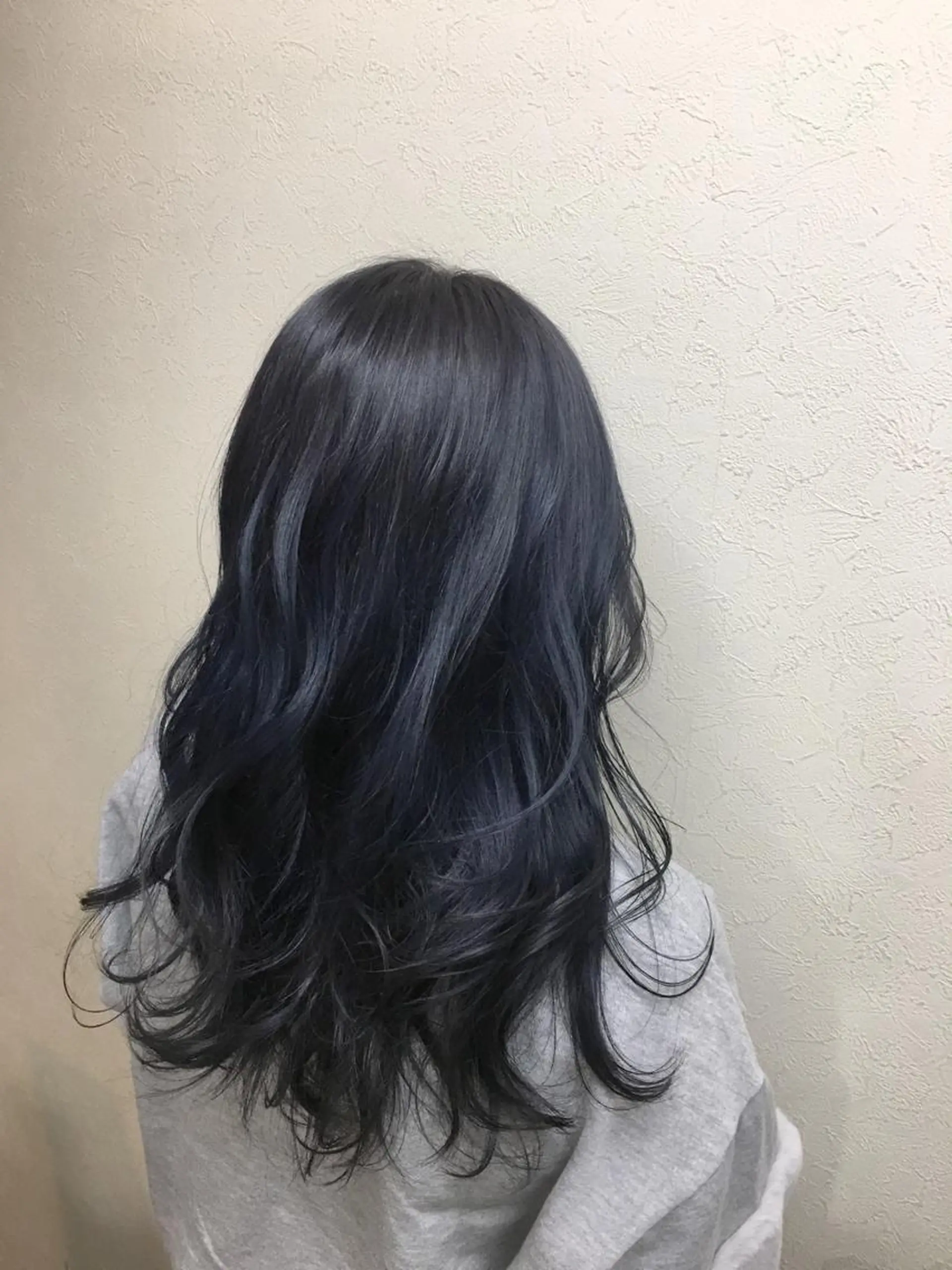 カラー 工藤 綾華のヘアスタイル