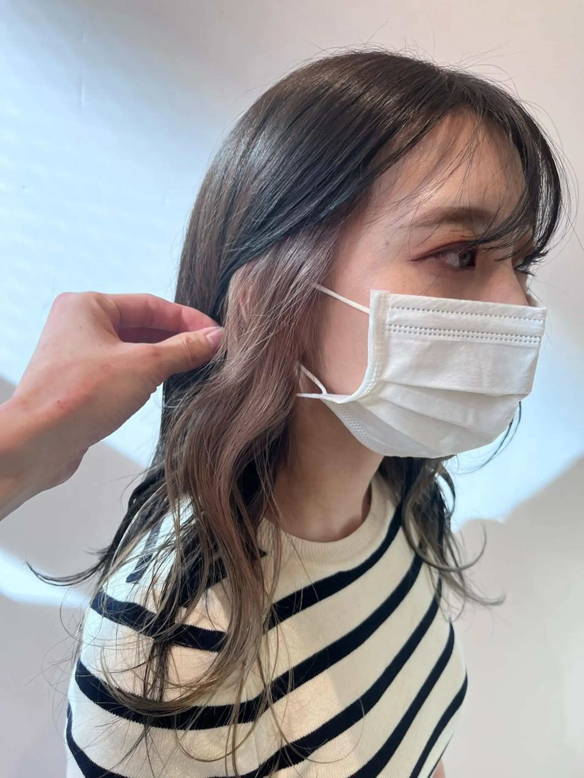 セミロング カラー ベージュカラー ブリーチ ミルクティーベージュ dogstar小林諒 レイヤー/パーマのヘアスタイル