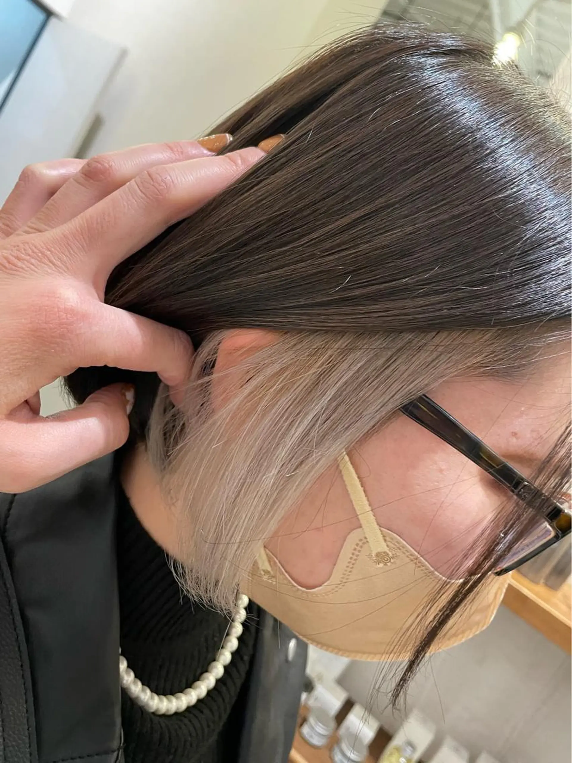 ショート カラー ベージュカラー ホワイトベージュ 山本 美羽のヘアスタイル