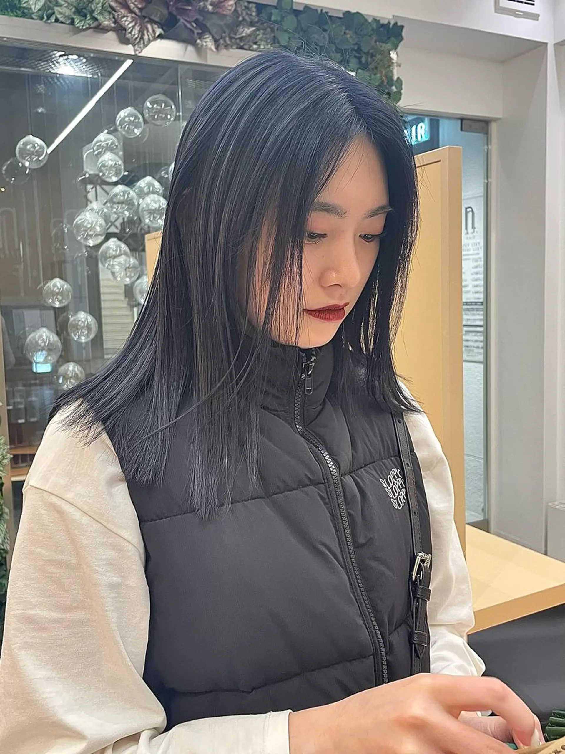 ミディアム 髙橋 かすみのヘアスタイル