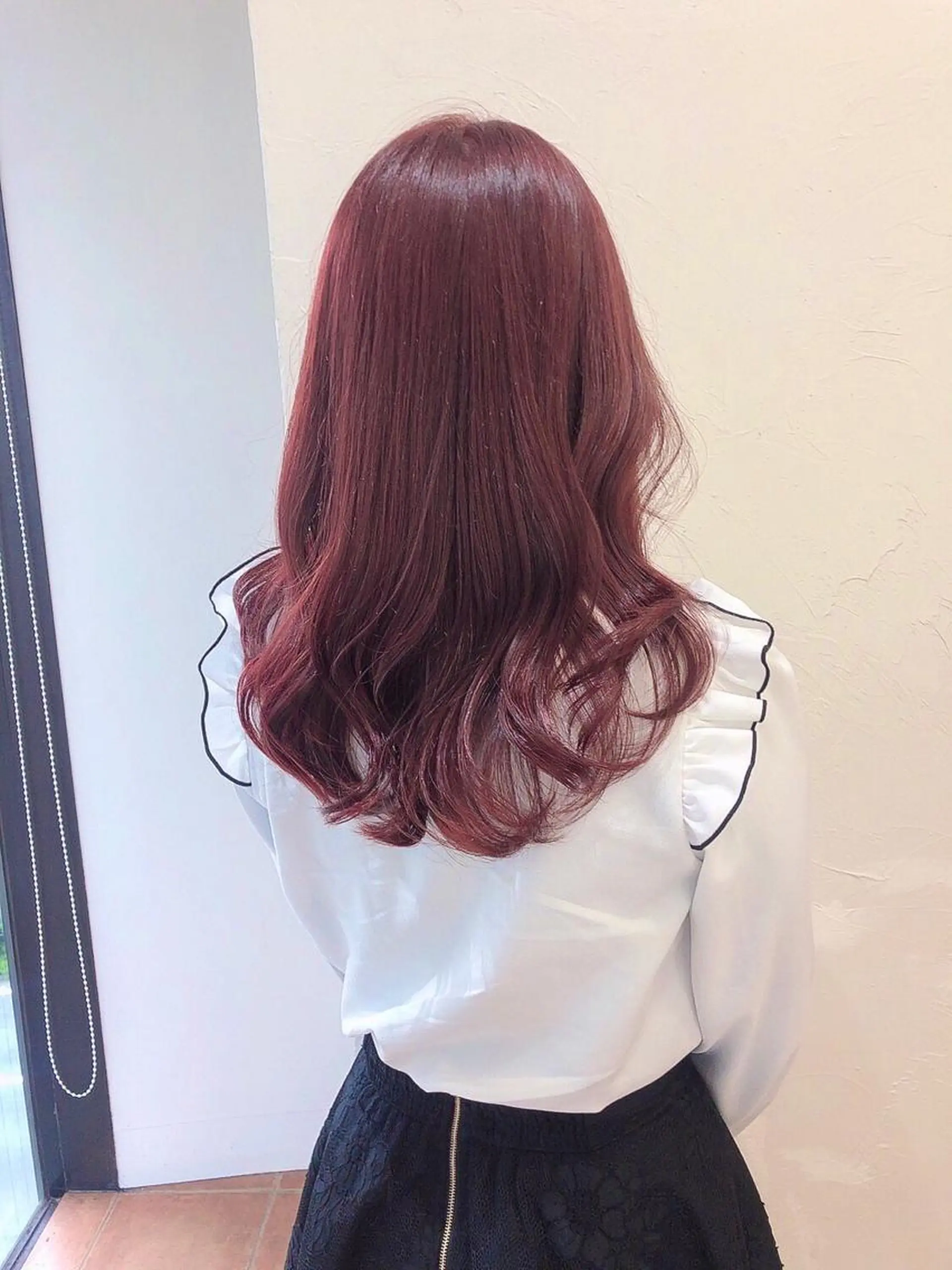 セミロング カラー ブリーチ ブリーチなしカラー ピンクカラー ヘアカラー トリートメント 韓国ヘア/レイヤー カット SAKURAのヘアスタイル