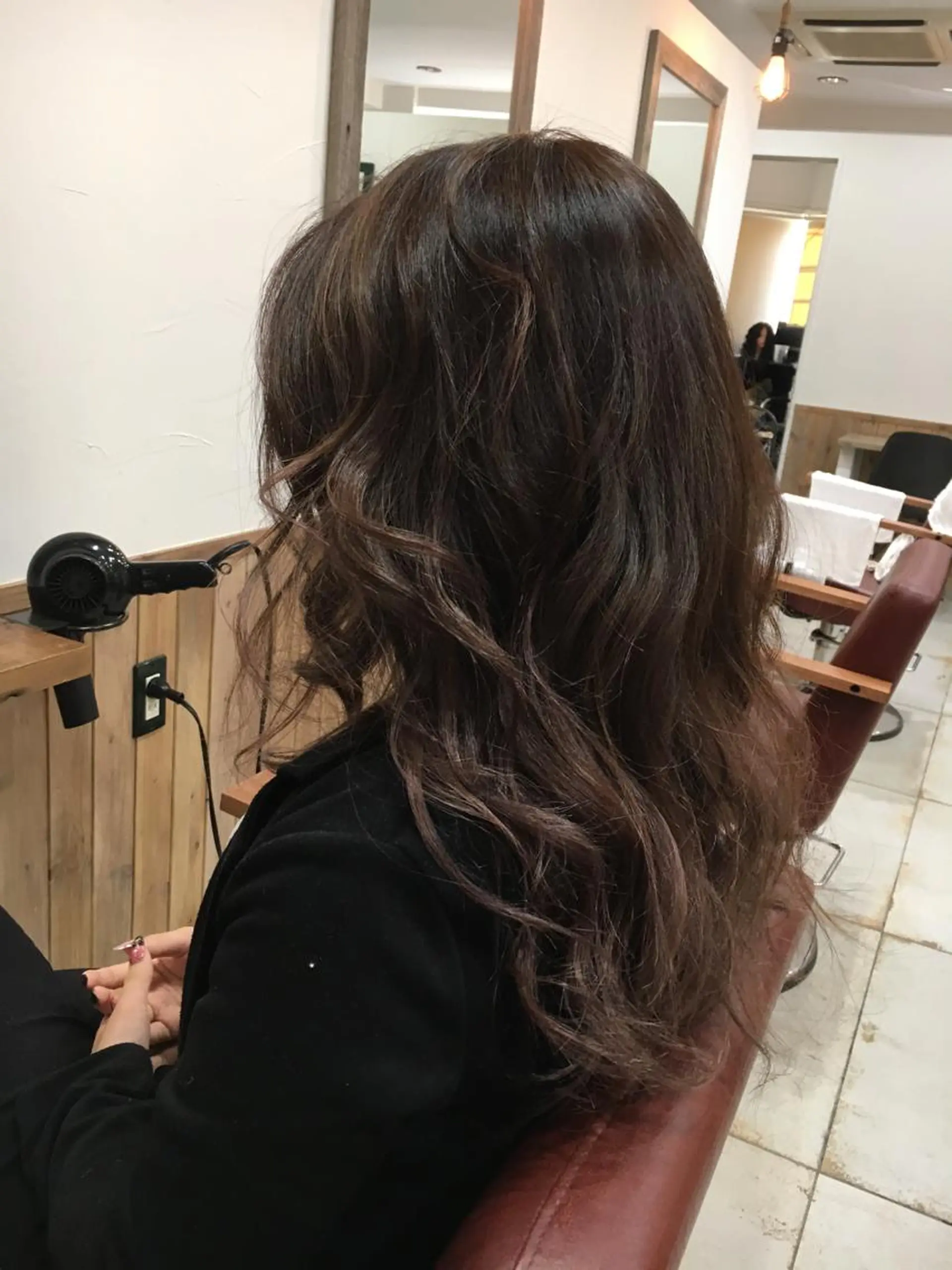 ロング カラー ベージュカラー ラベンダーカラー M IIのヘアスタイル