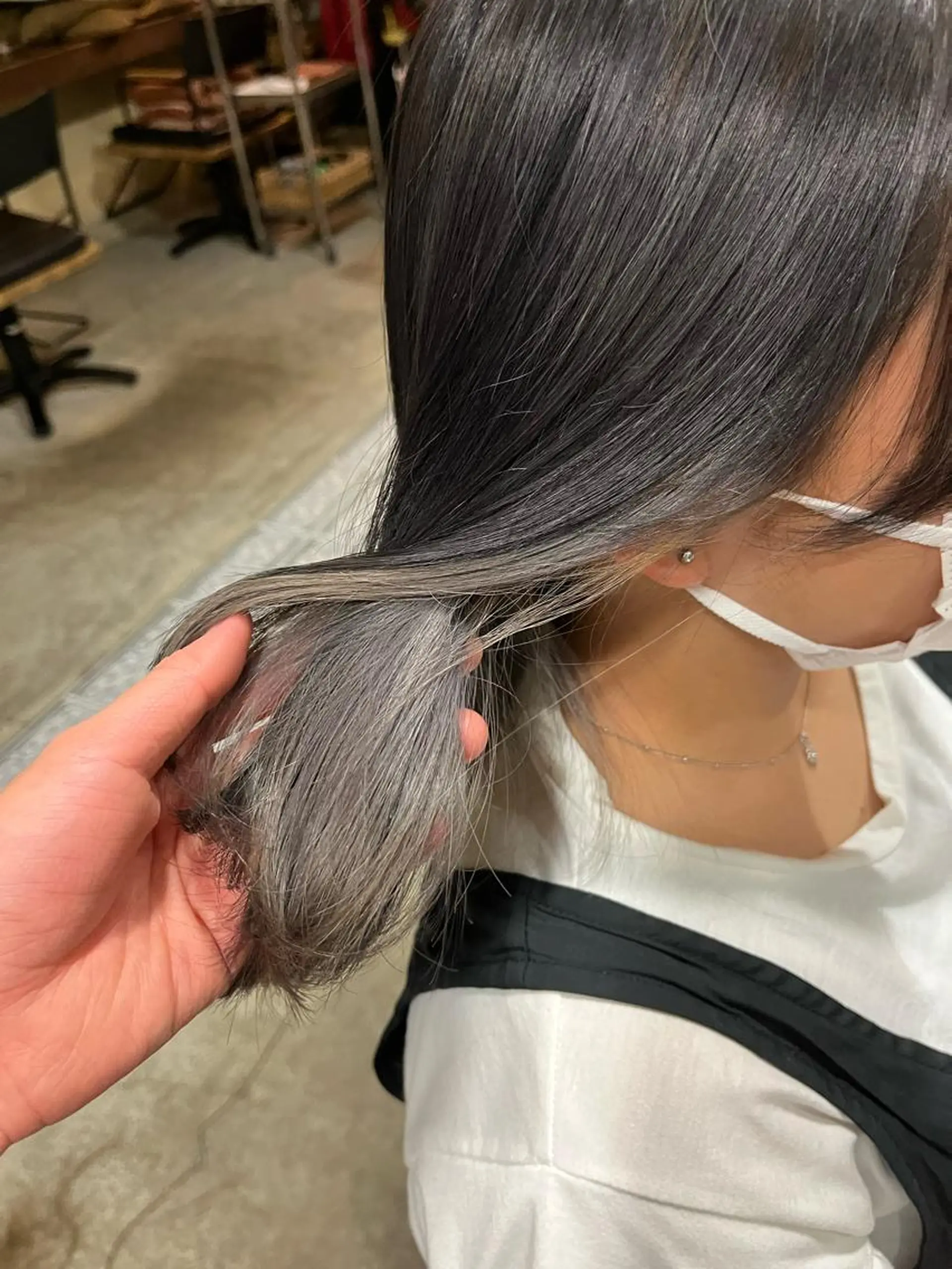 ミディアム 田中 鈴乃のヘアスタイル