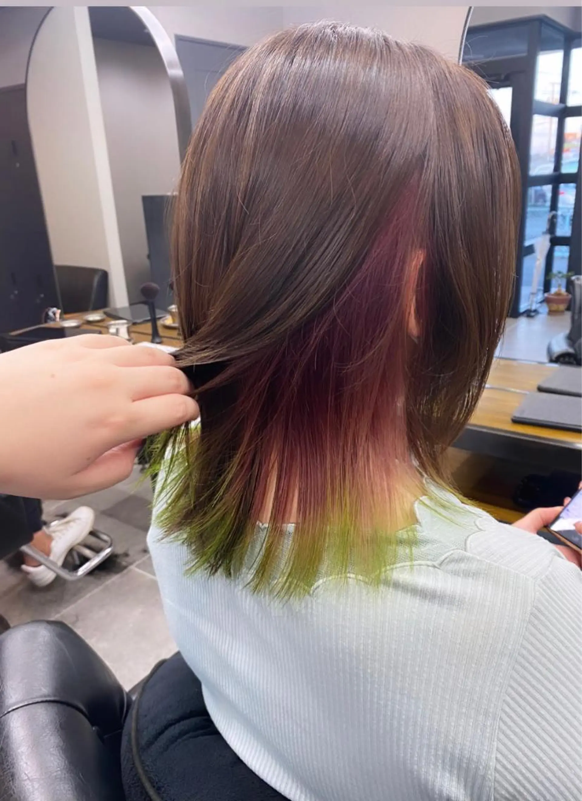 ミディアム maco 艶感ハイトーン🦋のヘアスタイル