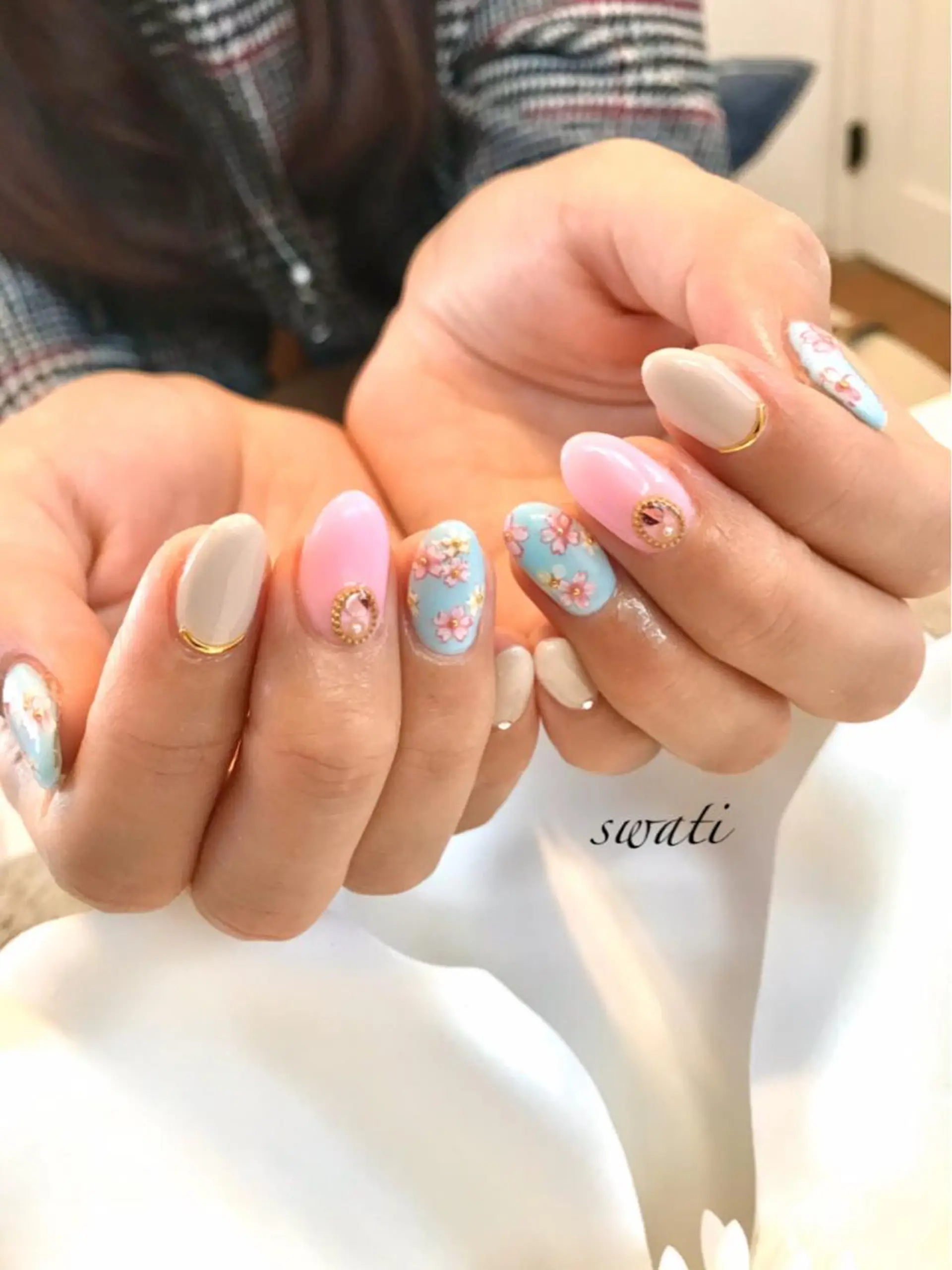 ネイル アートネイル オフィスネイル パステルネイル シンプルネイル 春ネイル yuko （ネイリスト）のネイルデザイン