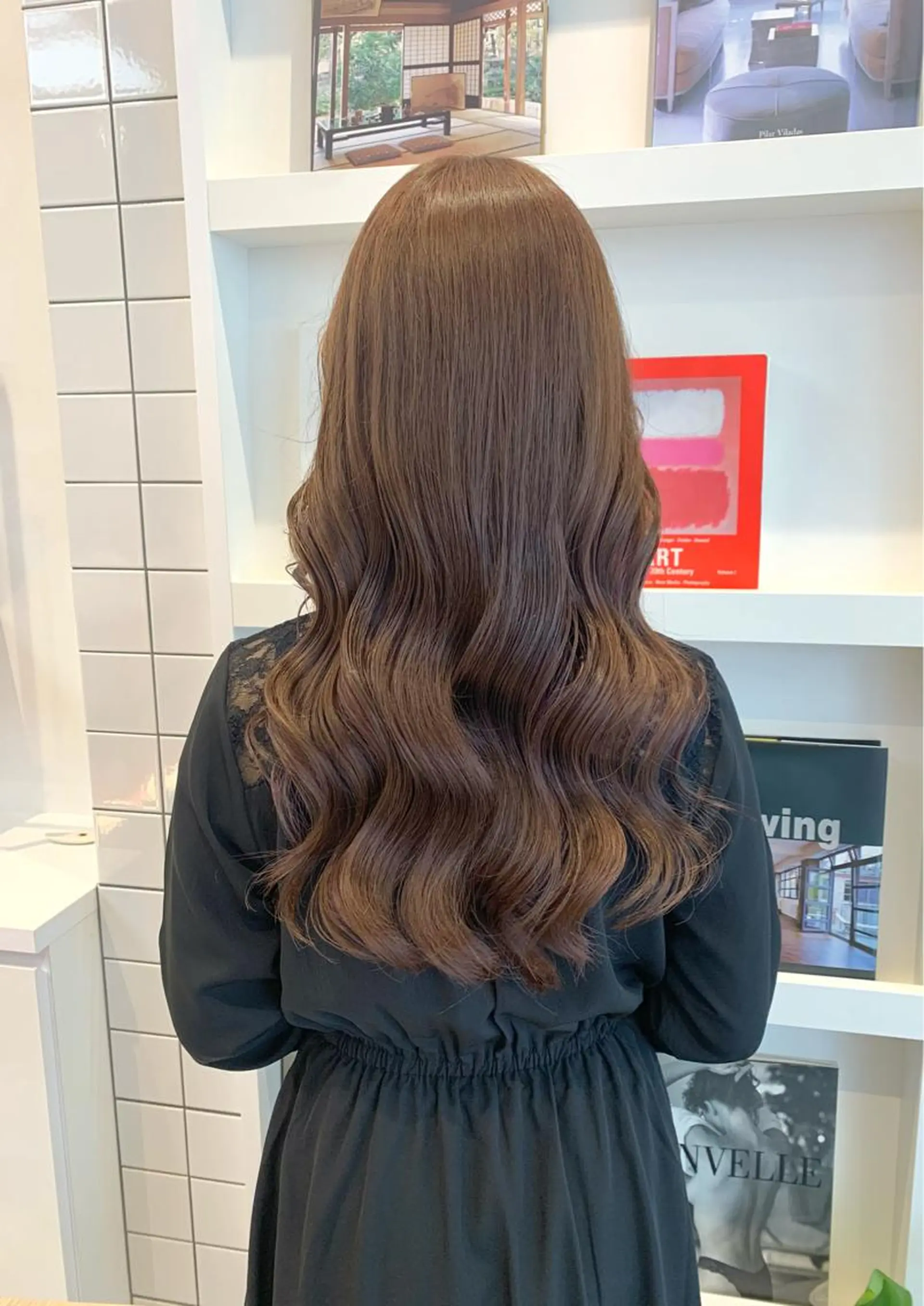 ロング みなもと ちはるのヘアスタイル