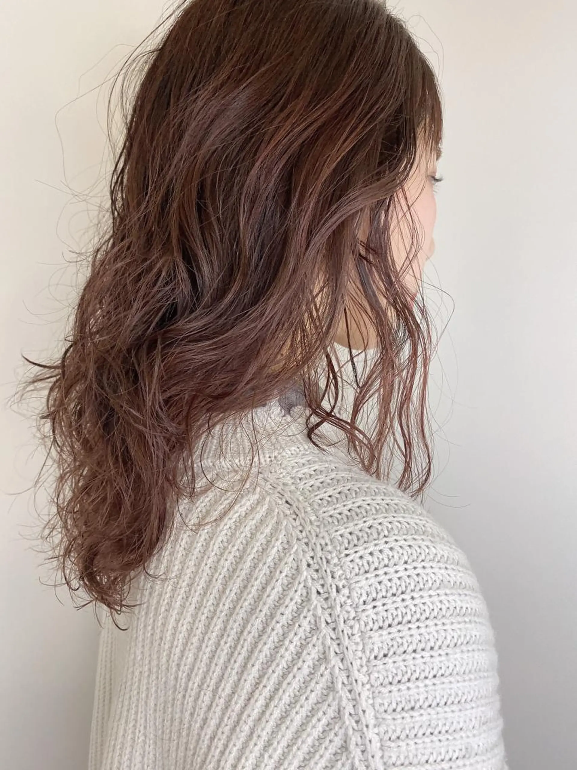 セミロング カラー ma naのヘアスタイル