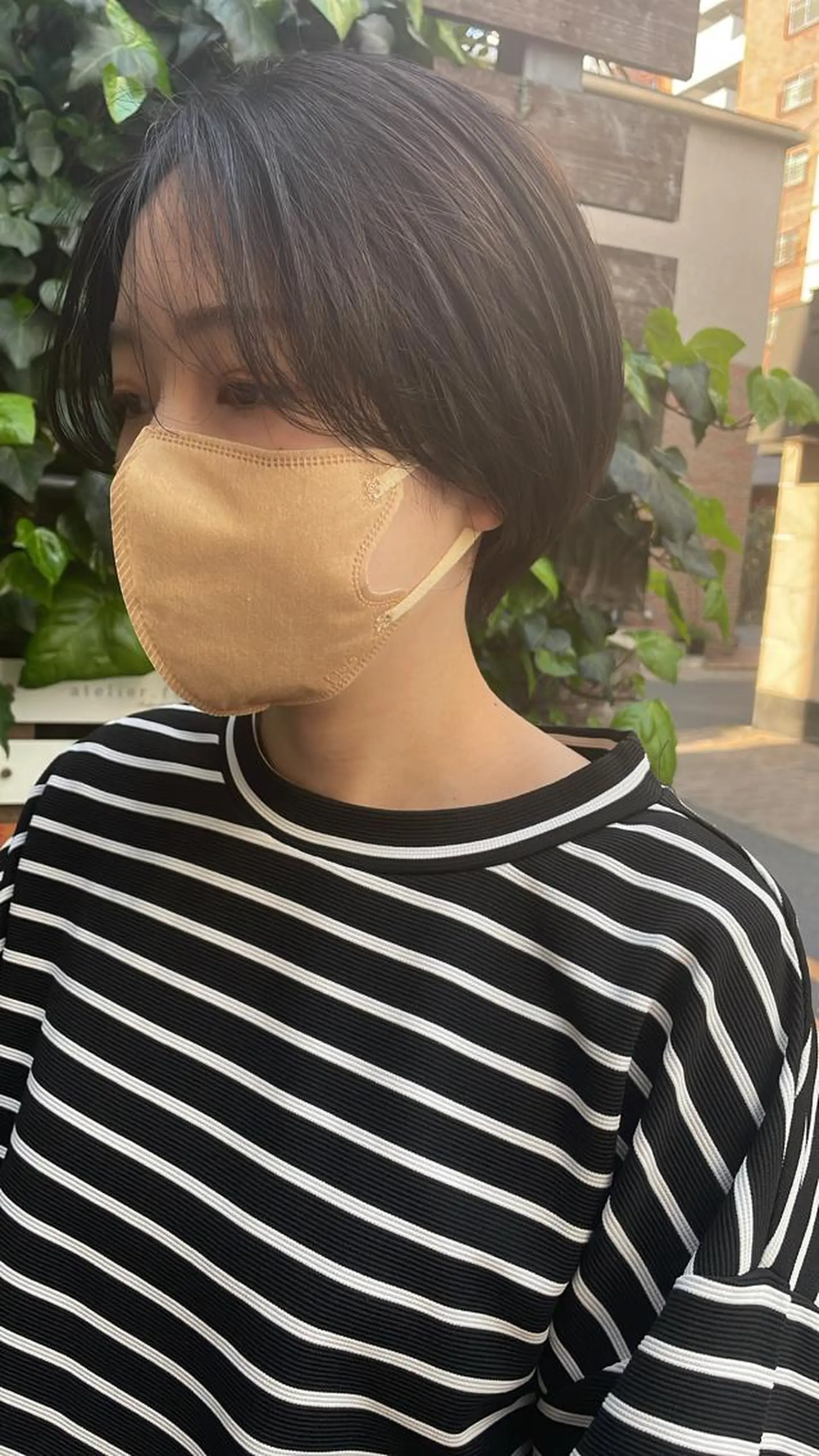 ショート レイヤーカット/ 透明感カラーmikuのヘアスタイル