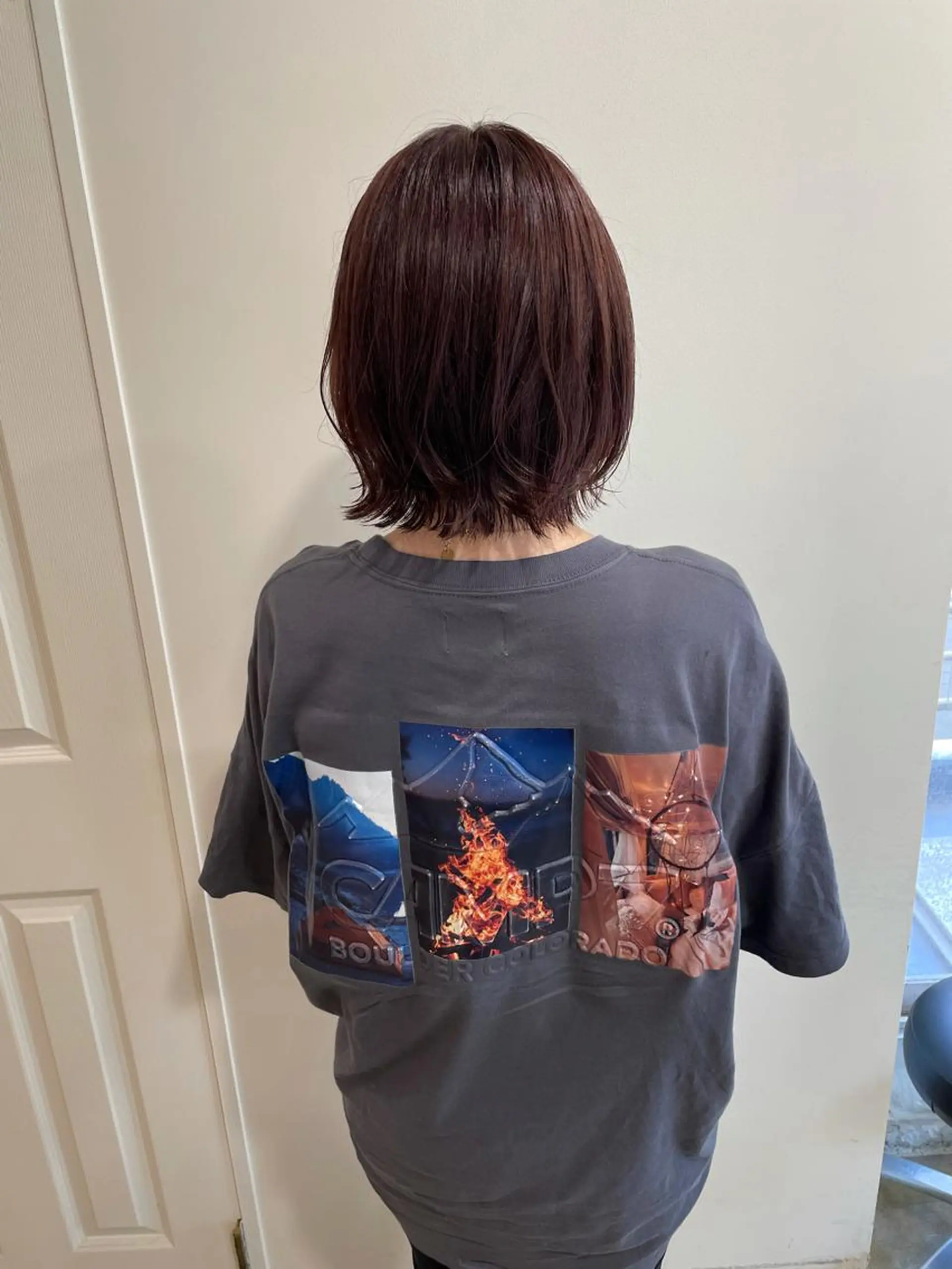 ミディアム カラー MIOベージュカラー 柔らかいカラーのヘアスタイル