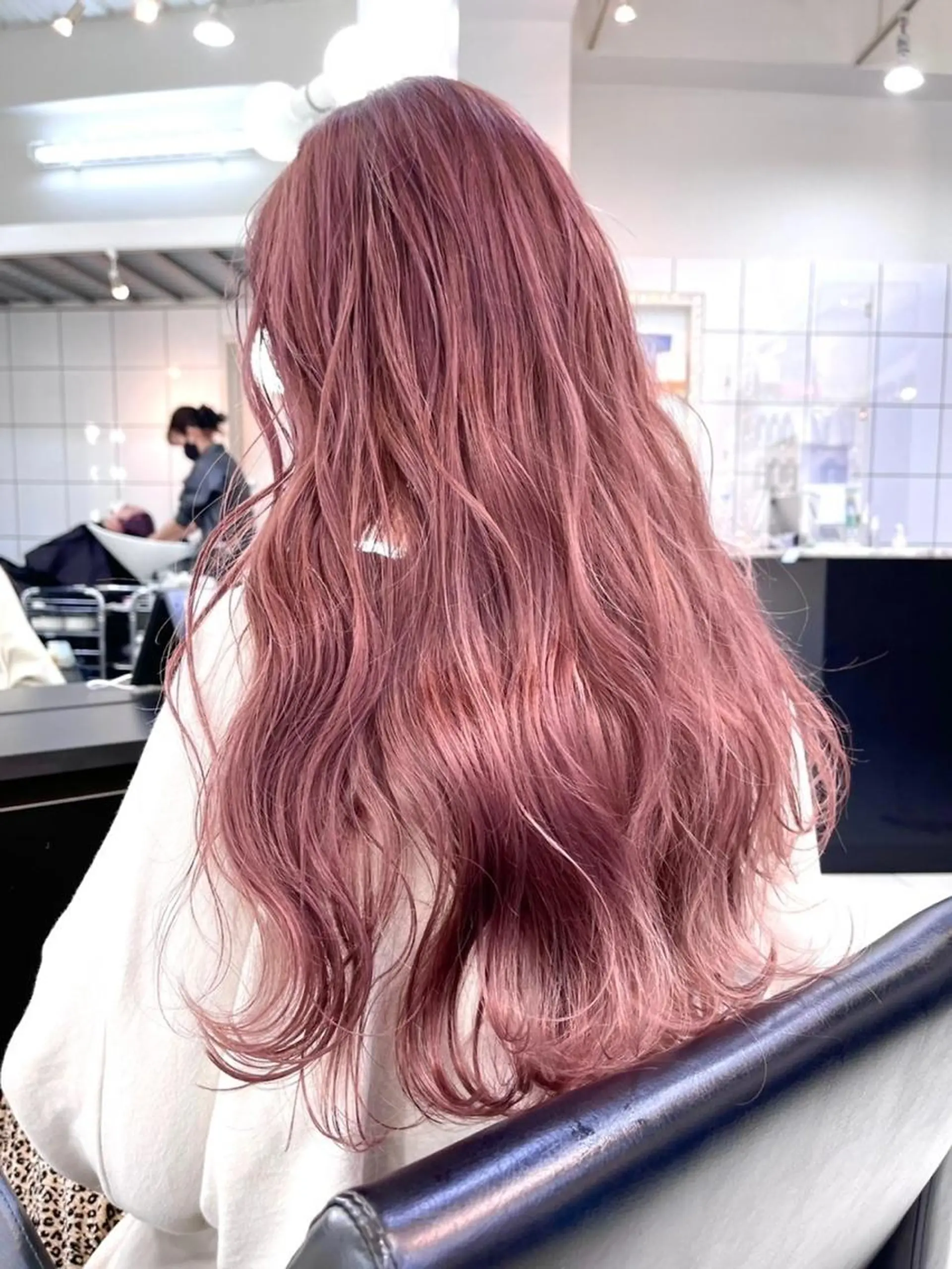 ロング カラー 前田 桃花のヘアスタイル