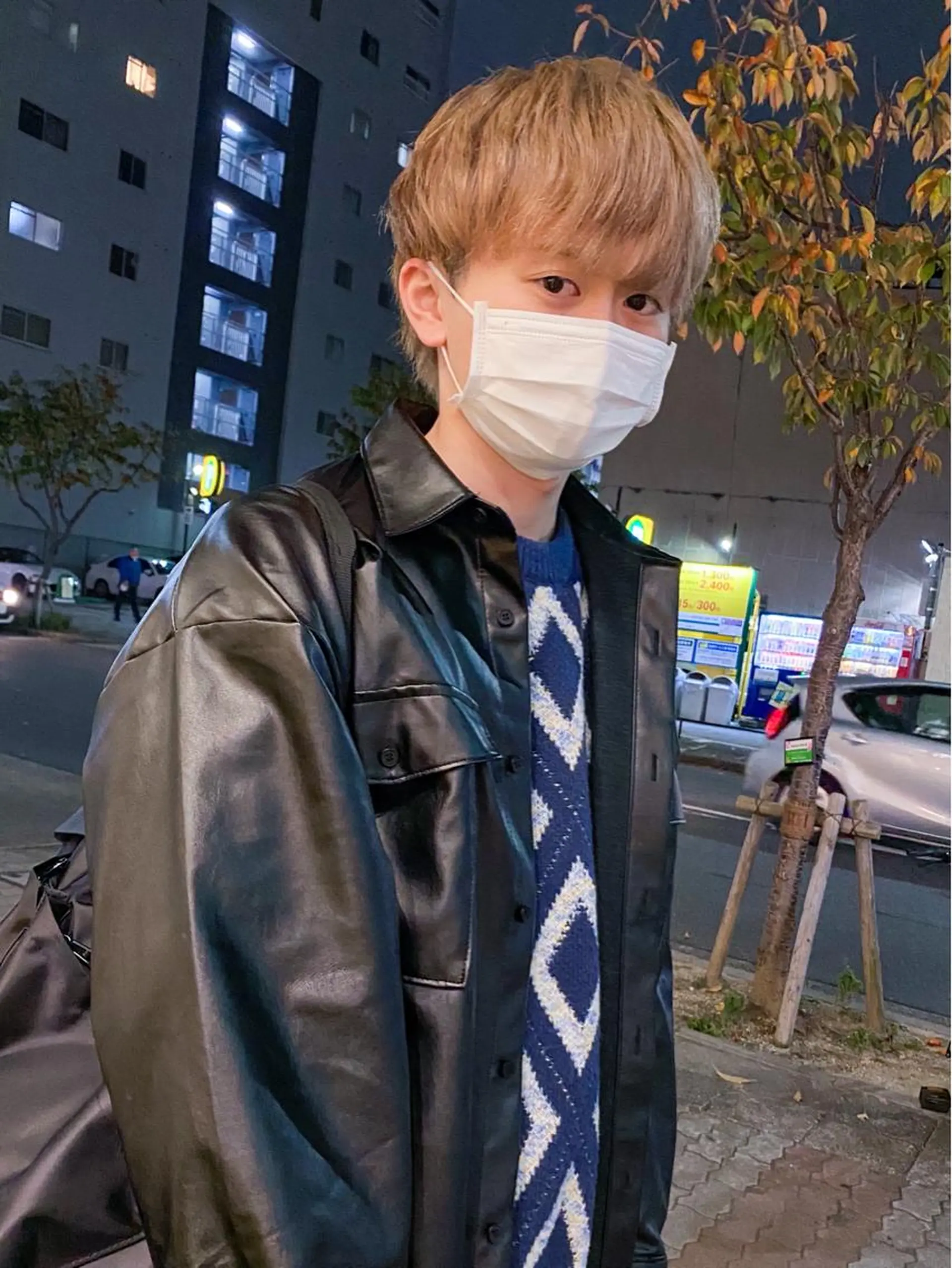 カラー メンズ メンズブリーチ ベージュカラー ブリーチ ミルクティーベージュ カット ヘアカラー 栄/矢場町 三井太朗のヘアスタイル