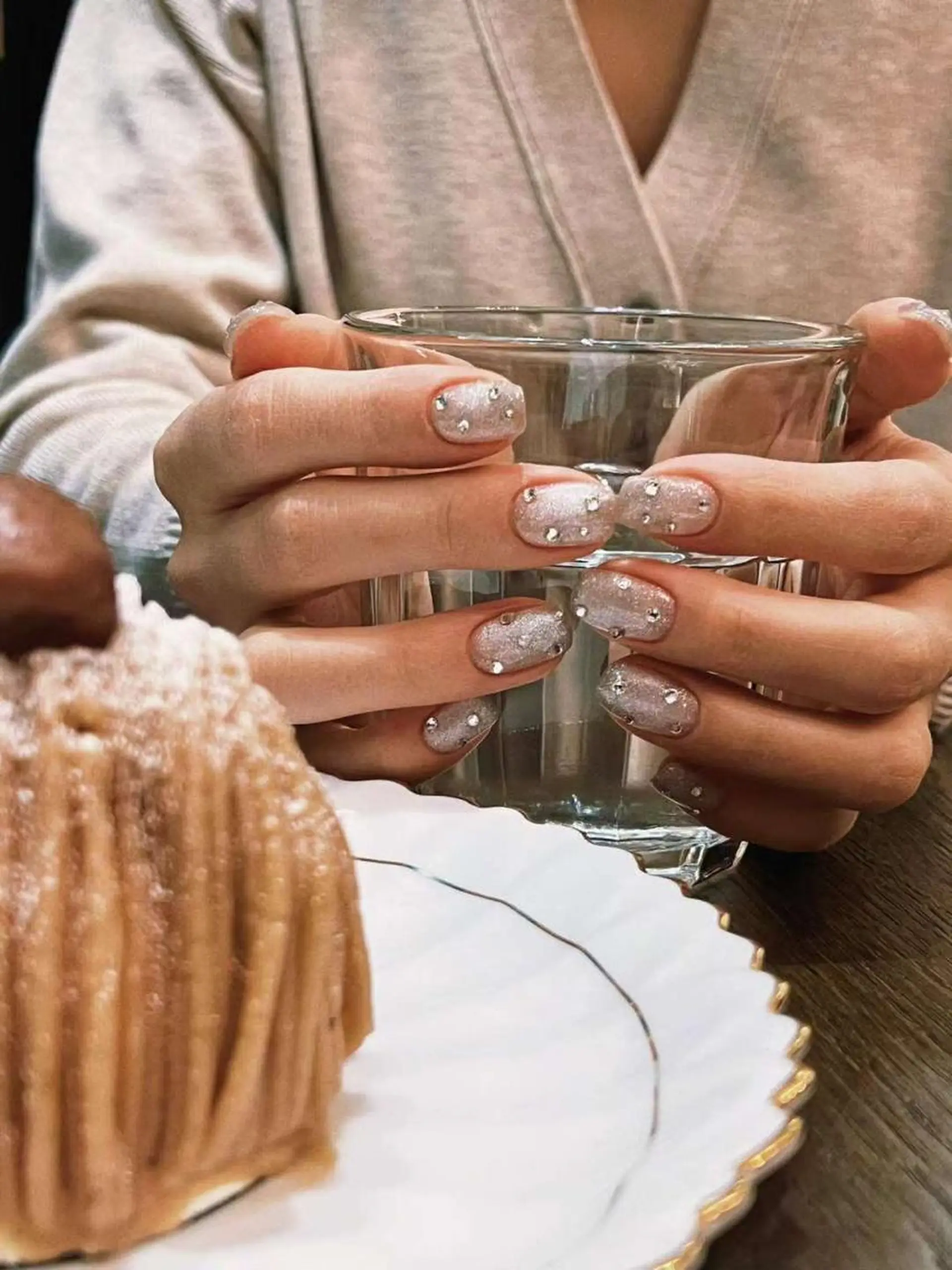 ミディアム めぐみのネイルサロン 惠のネイルデザイン