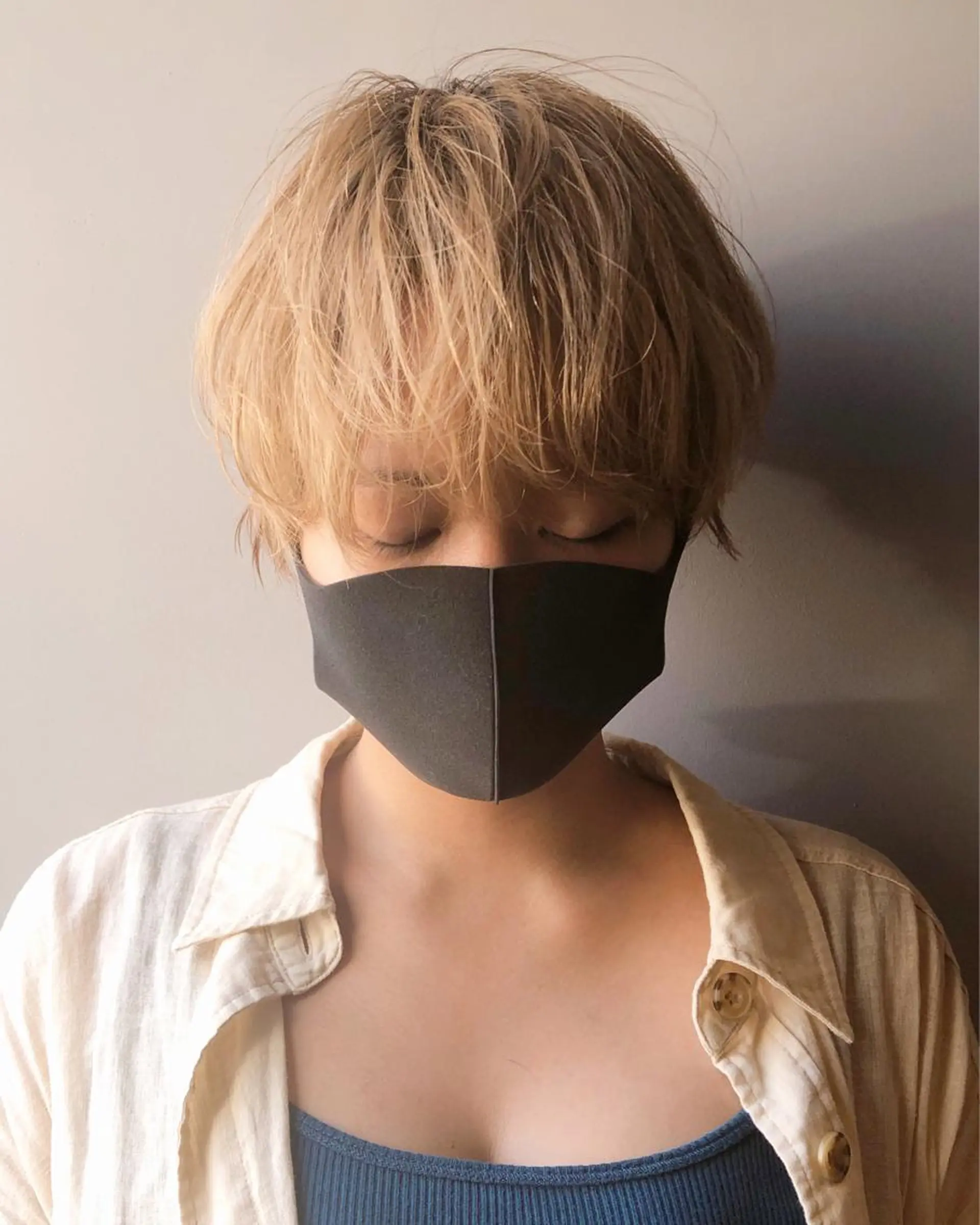 ショート カラー ケアブリーチ/ エクステ/レイヤーのヘアスタイル