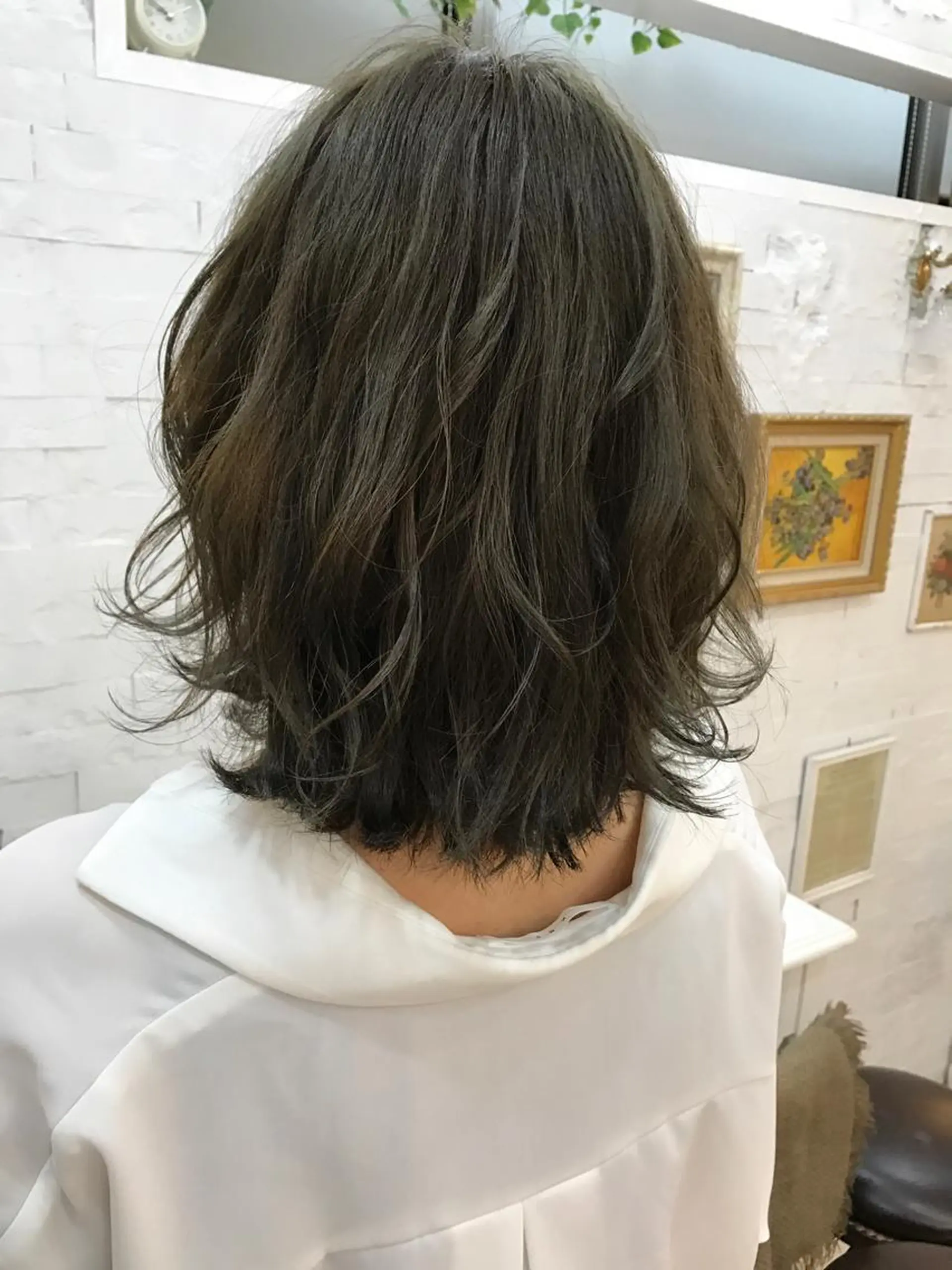 ミディアム カラー ブリーチ ネイビーカラー エクステ（レミー毛） NINEのヘアスタイル