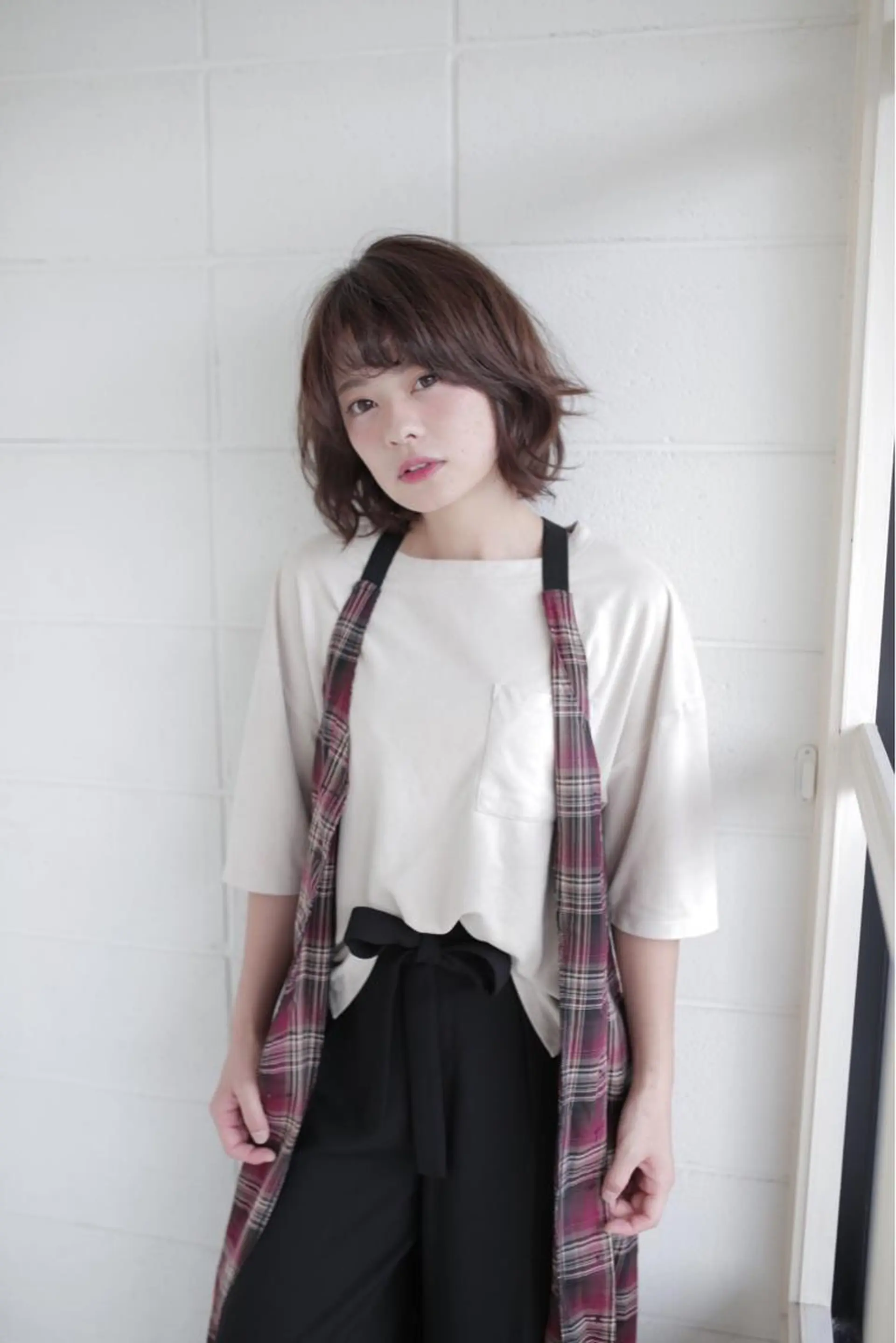 ミディアム 相原 瞳のヘアスタイル