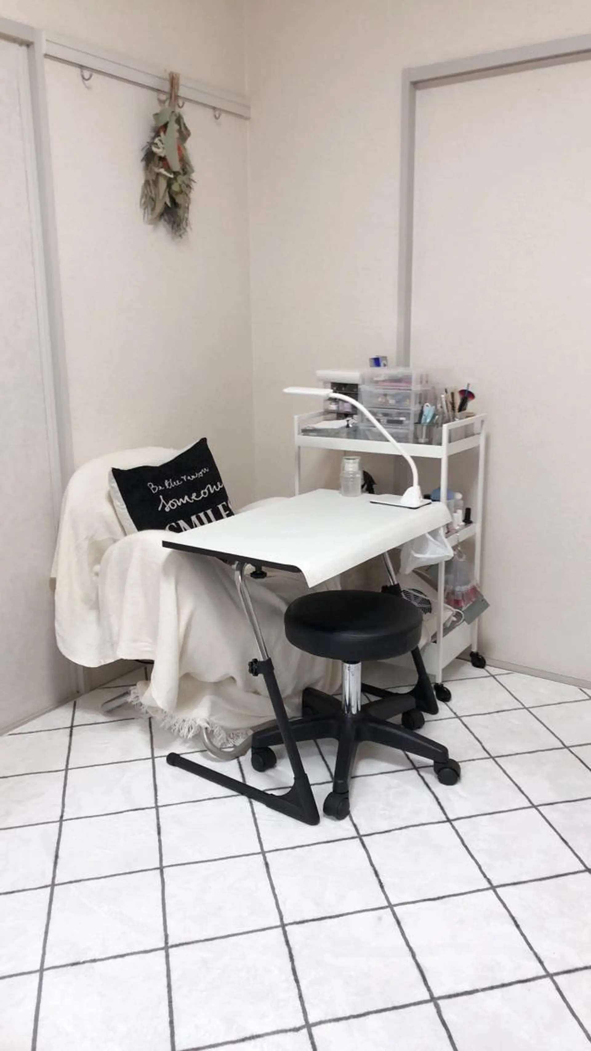 シンプルネイル EMIKOのネイルデザイン