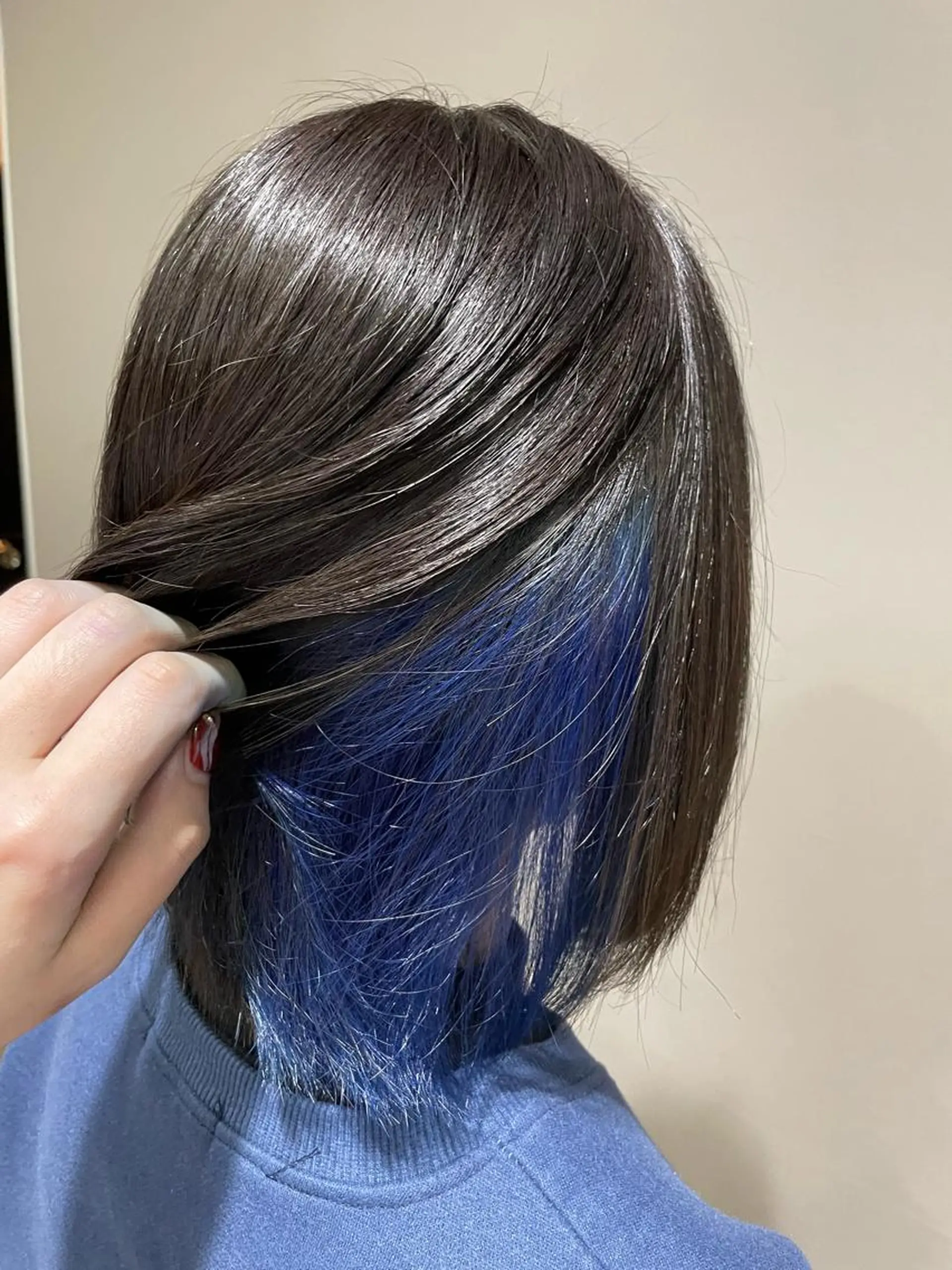 カラー ブルーカラー インナーカラー ヘアカラー 中嶋 玲奈のヘアスタイル