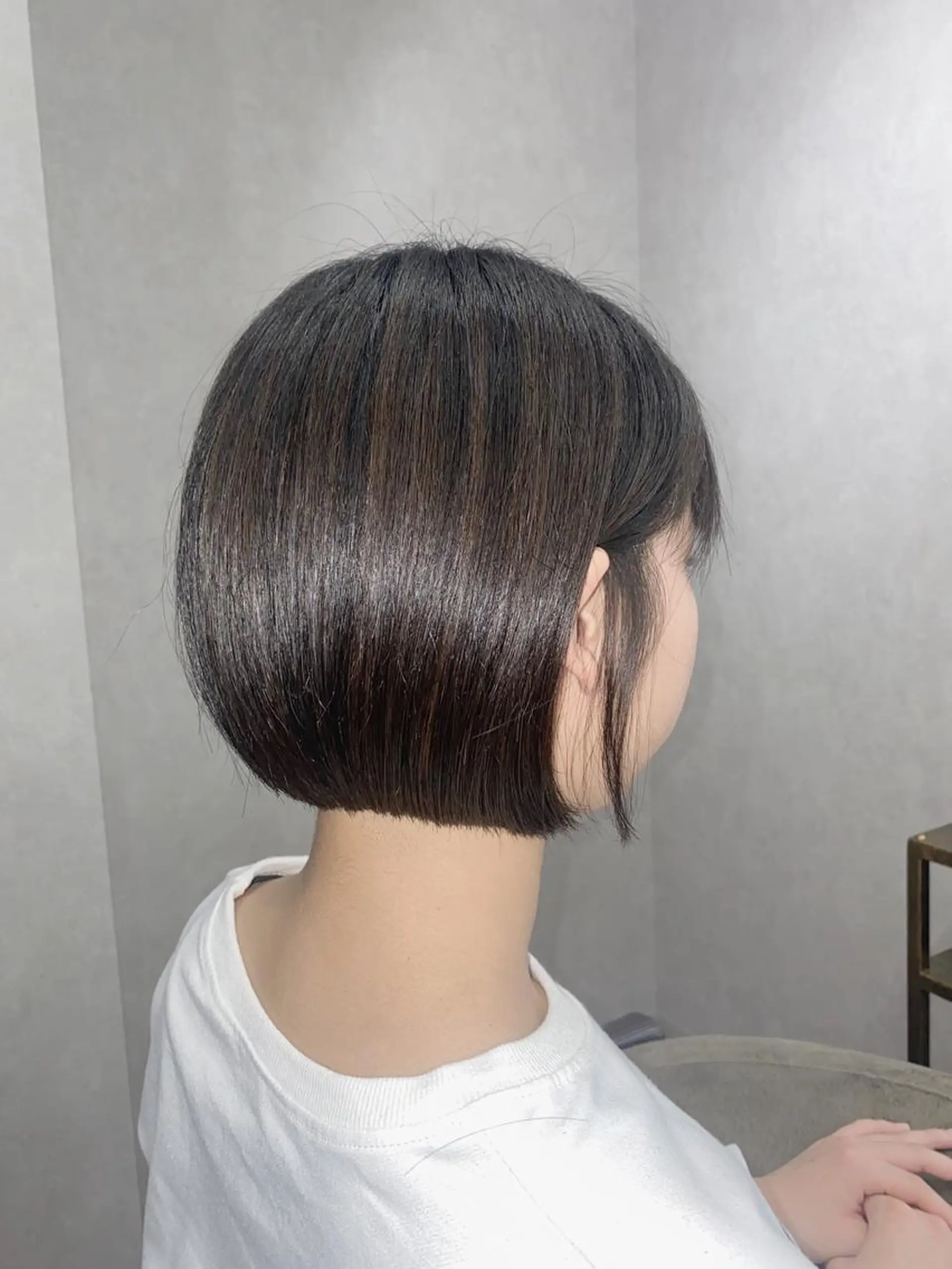 ミディアム ボブ カット トリートメント _White所属・ＳＨＩ ＺＵのヘアスタイル