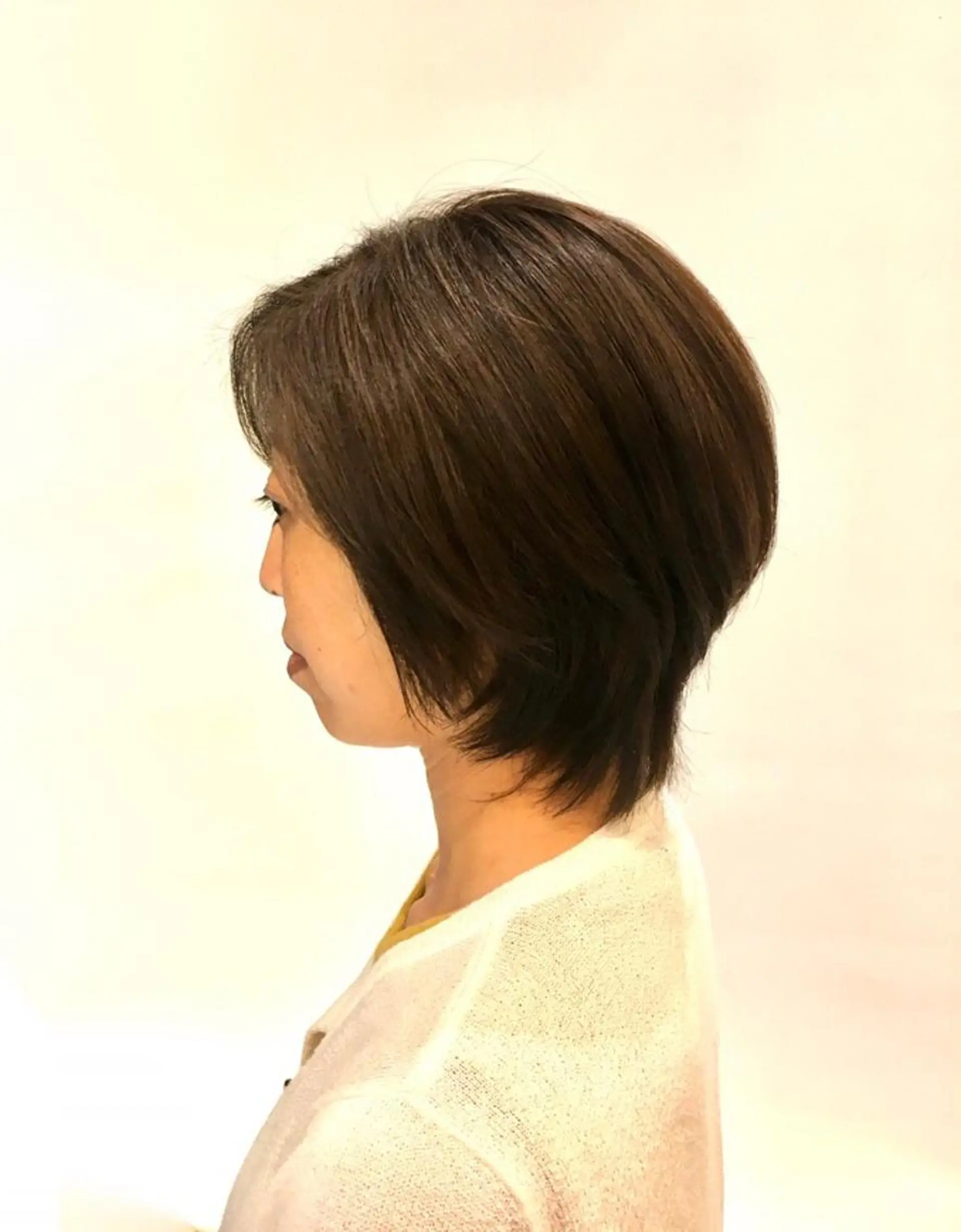 ショート アッシュ アッシュブラウン ウルフカット ミナミ マキコのヘアスタイル