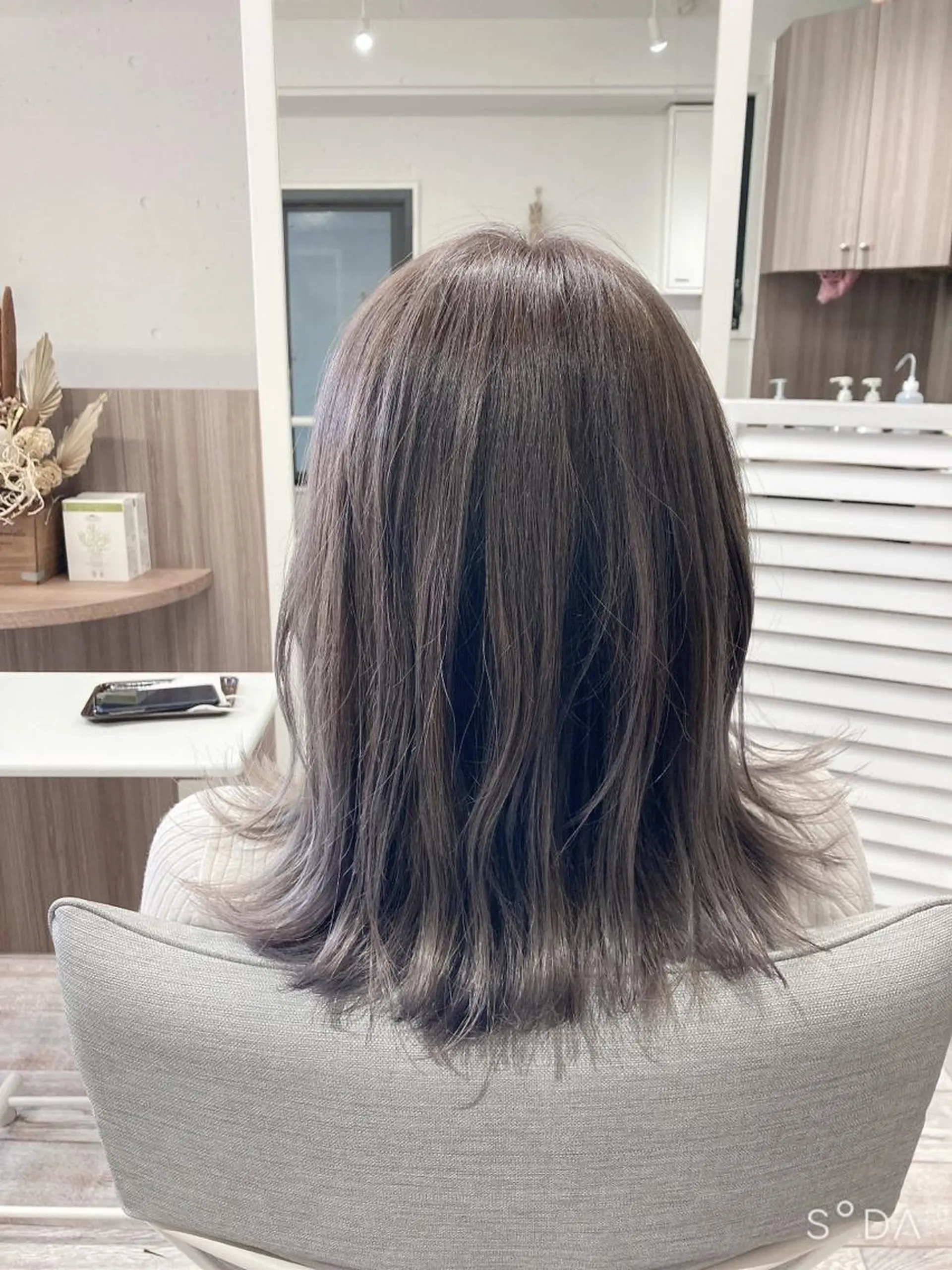 セミロング カット ヘアカラー ミルミー美容室所属・🦄💒💓齎藤 七海子🦄💒💓のマツエク・マツパデザイン