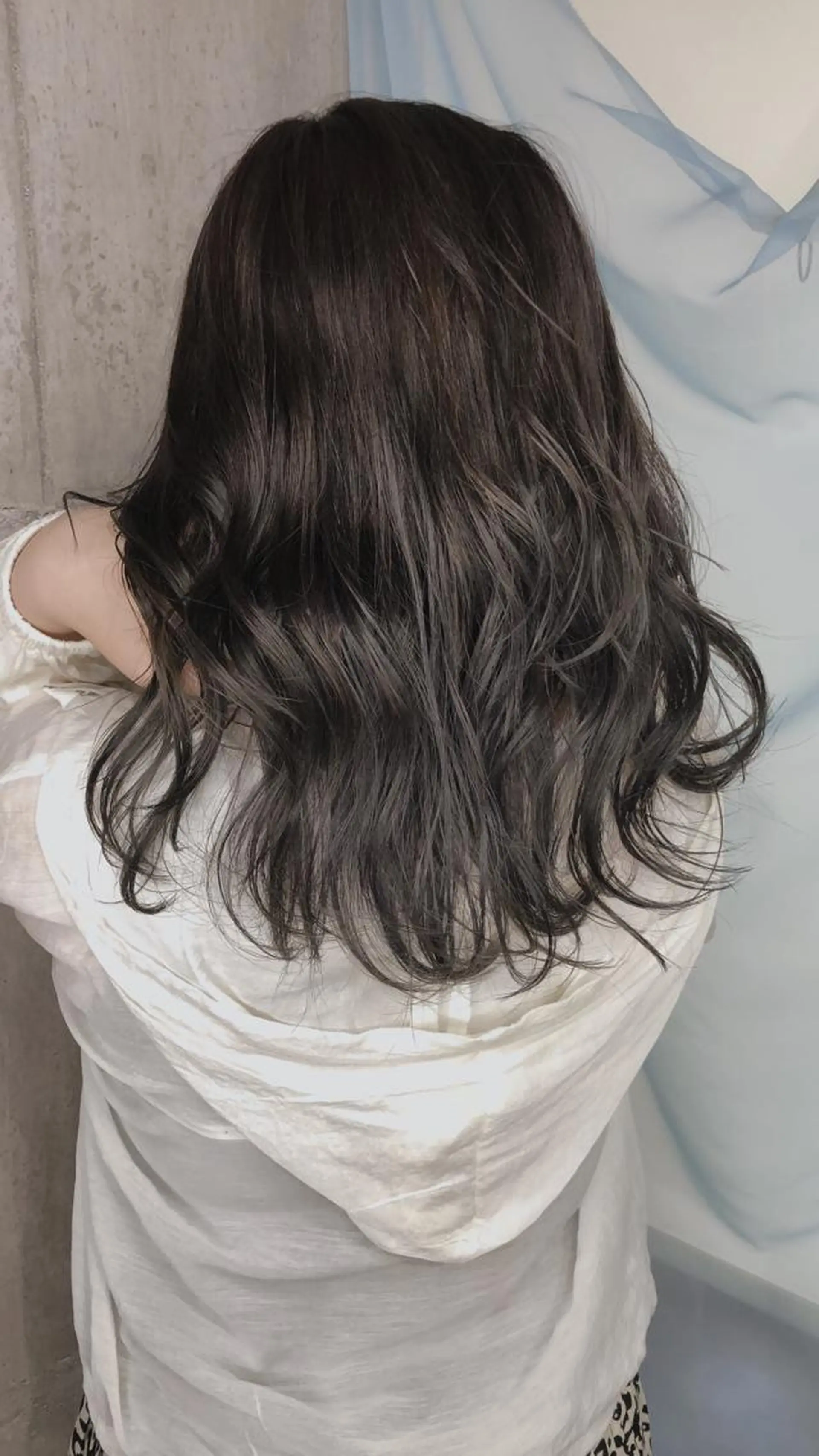 ミディアム カラー バレイヤージュ ハイライトカラー ハイライト レイヤーカット カット ヘアカラー トリートメント icon.hakata所属・kazuki iconのヘアスタイル