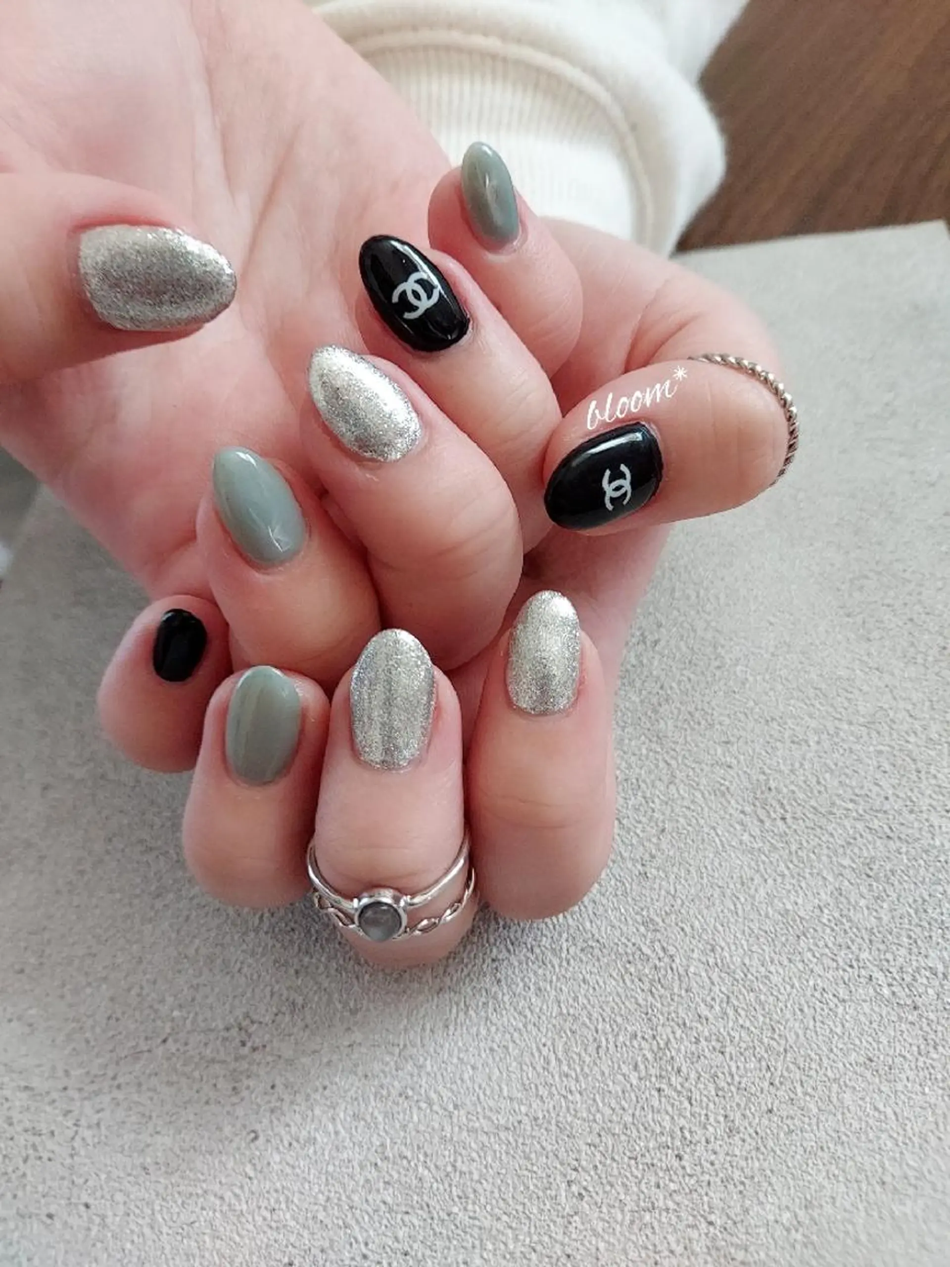 ネイル ワンカラーネイル ハンドネイル bloom *のネイルデザイン