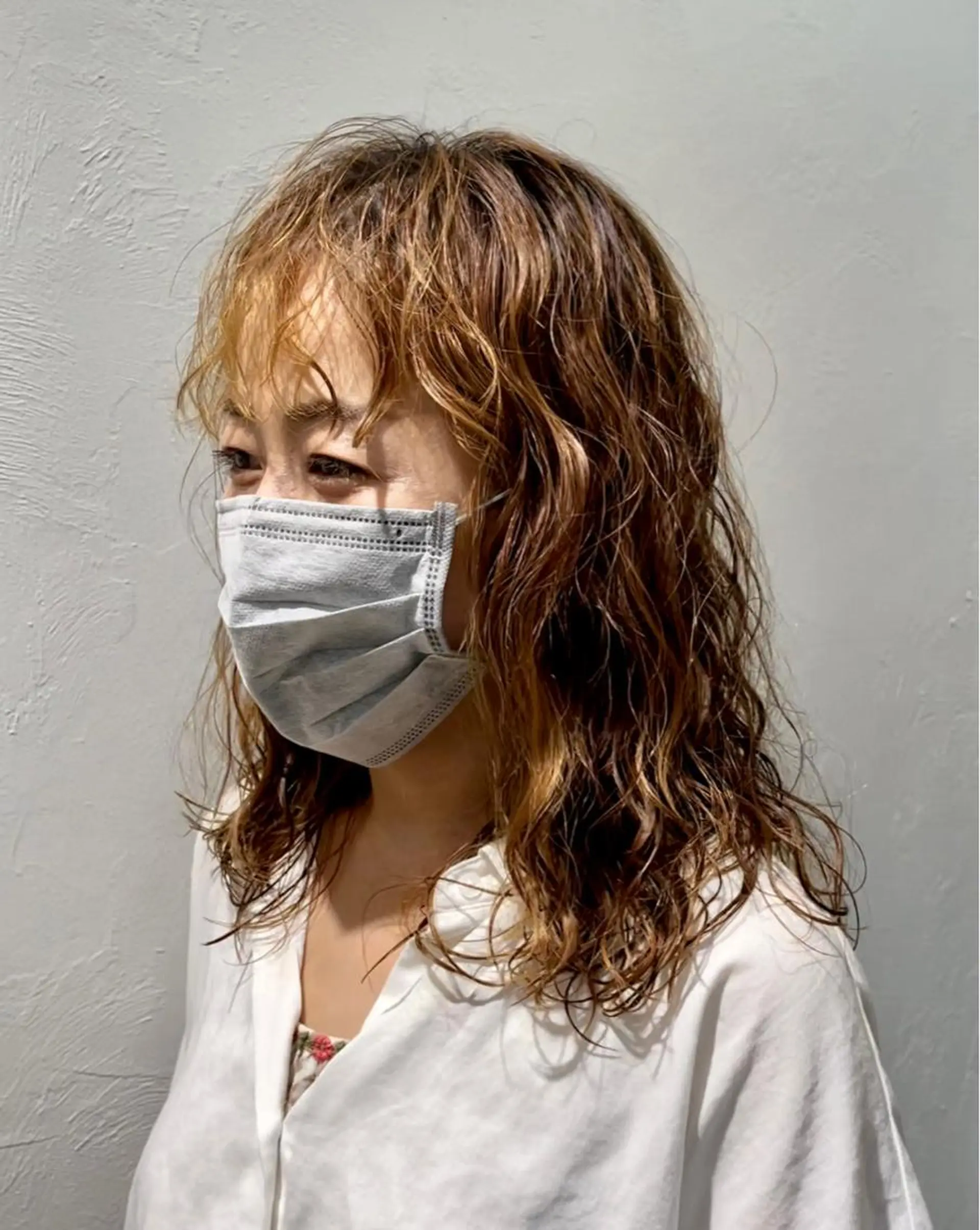 ミディアム パーマ ミディアムパーマ 大人可愛い透明感🌟 小顔・韓国髪🌟野中のヘアスタイル