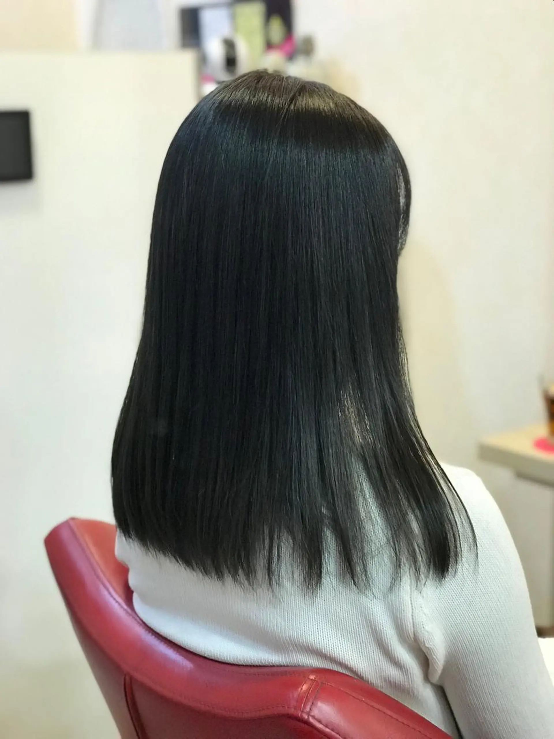 カラー カット トリートメント 渋谷宮益坂 omoのヘアスタイル