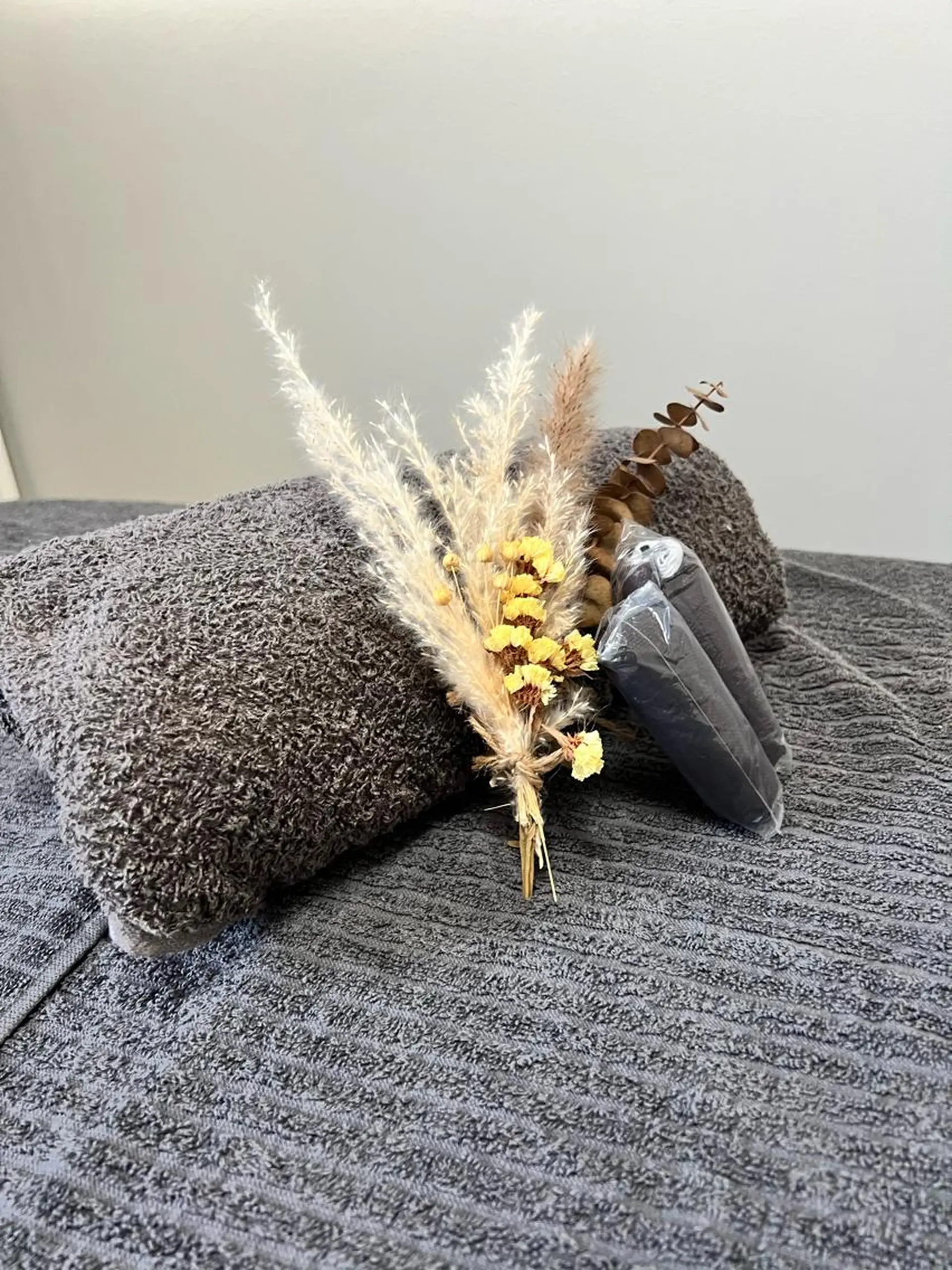 キッズ ネイル マツエク・マツパ アイブロウ エステ リラク Raviliss .のエステ・リラクイメージ