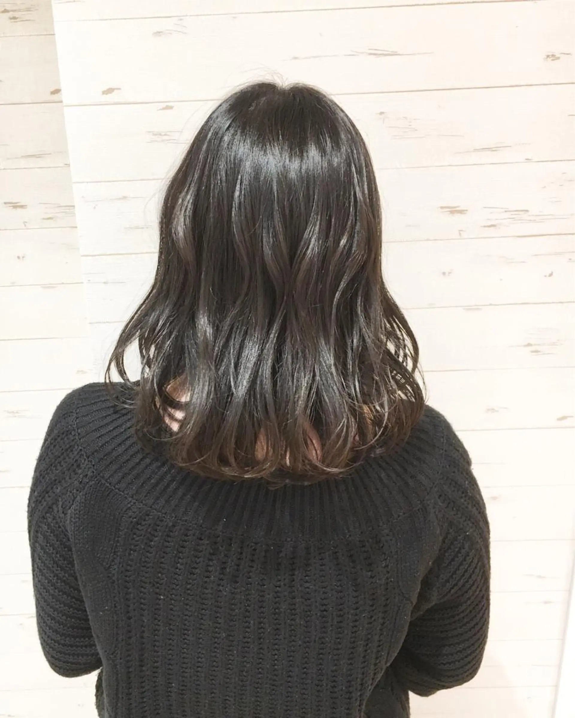 ミディアム ミヤザキ タクトのヘアスタイル