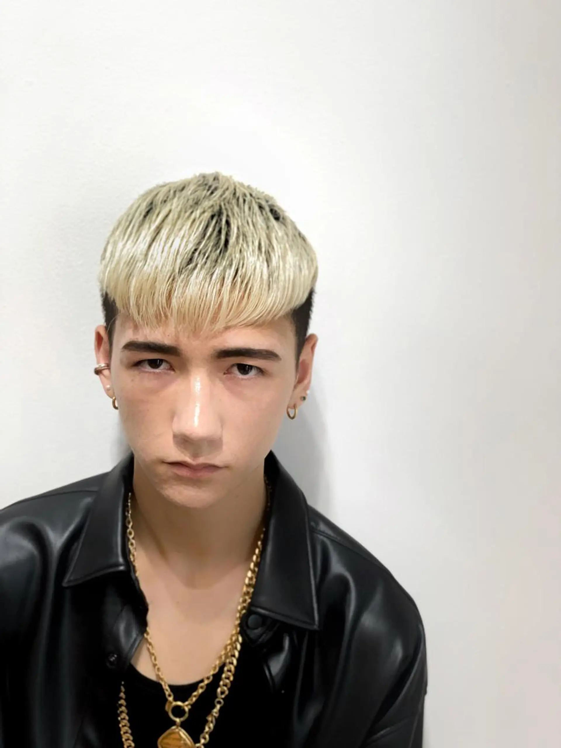 ショート カラー メンズ メンズ韓国風 メンズベリーショート ベリーショート 韓国風ヘア ショートヘア カット ヘアセット メンズStylist 山根慧のヘアスタイル