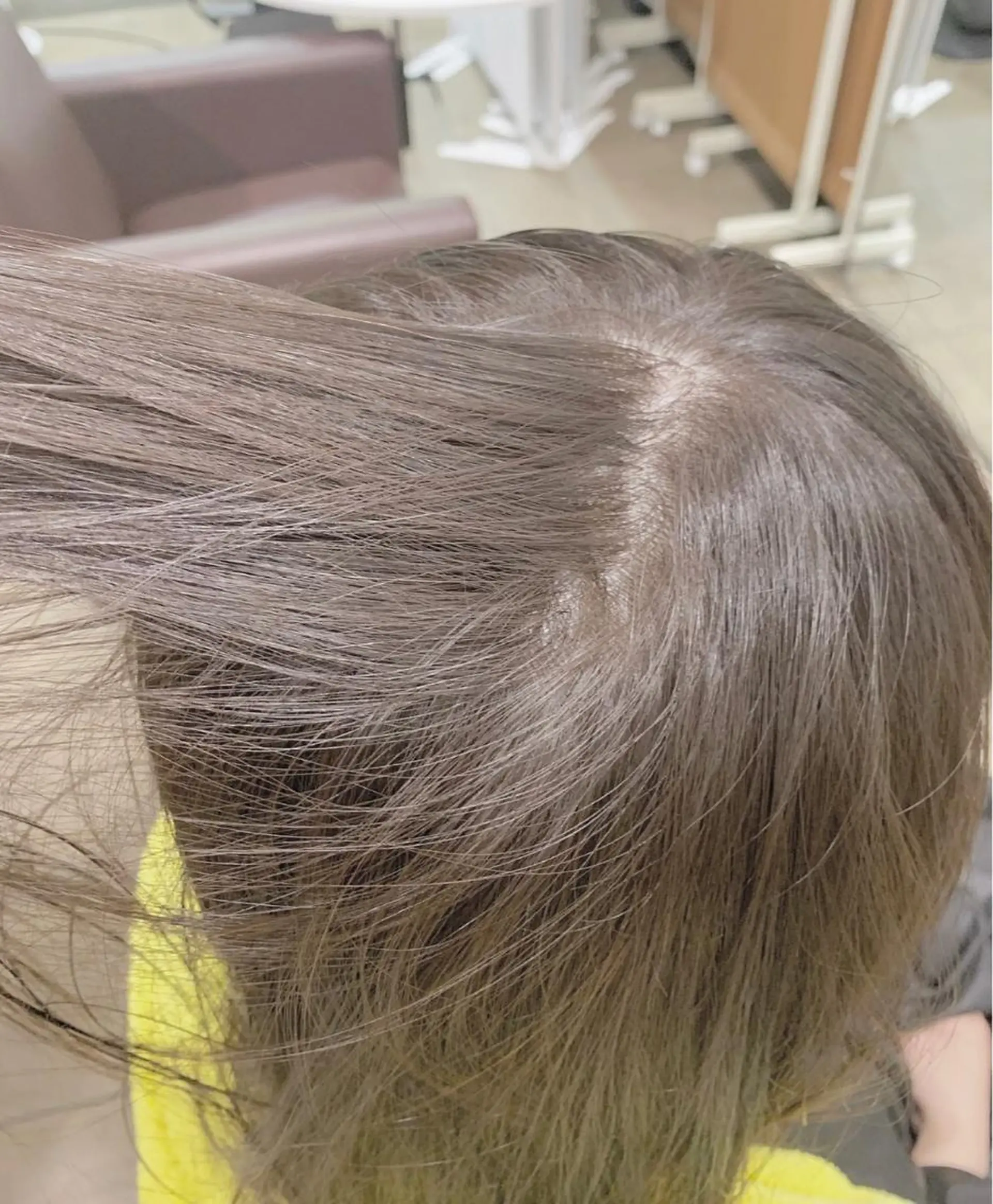 ミディアム ブリーチソムリエ認定 梅田茶屋町Eir辻のヘアスタイル