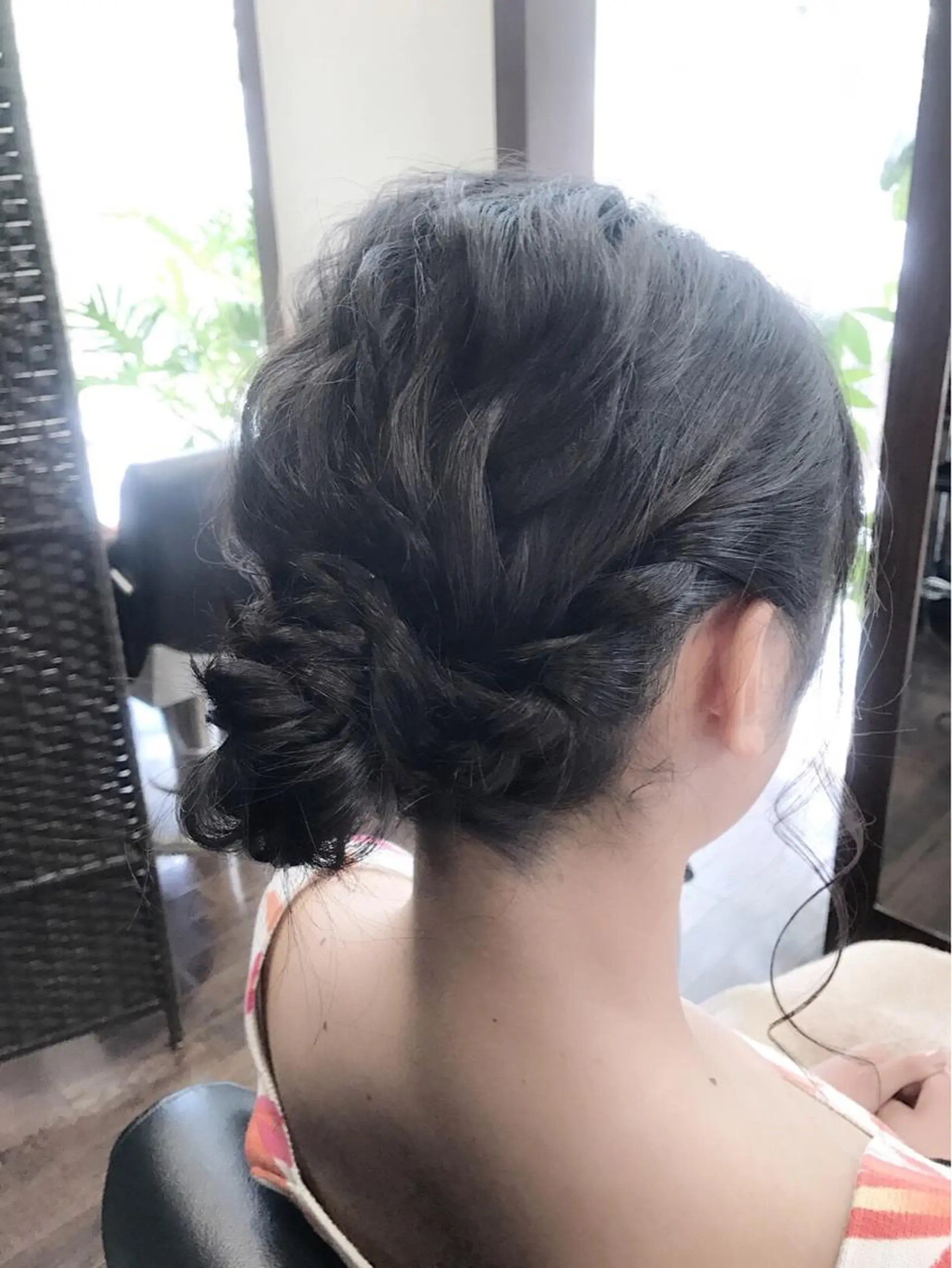 セミロング ヘアアレンジ 沢田 瞳のヘアスタイル