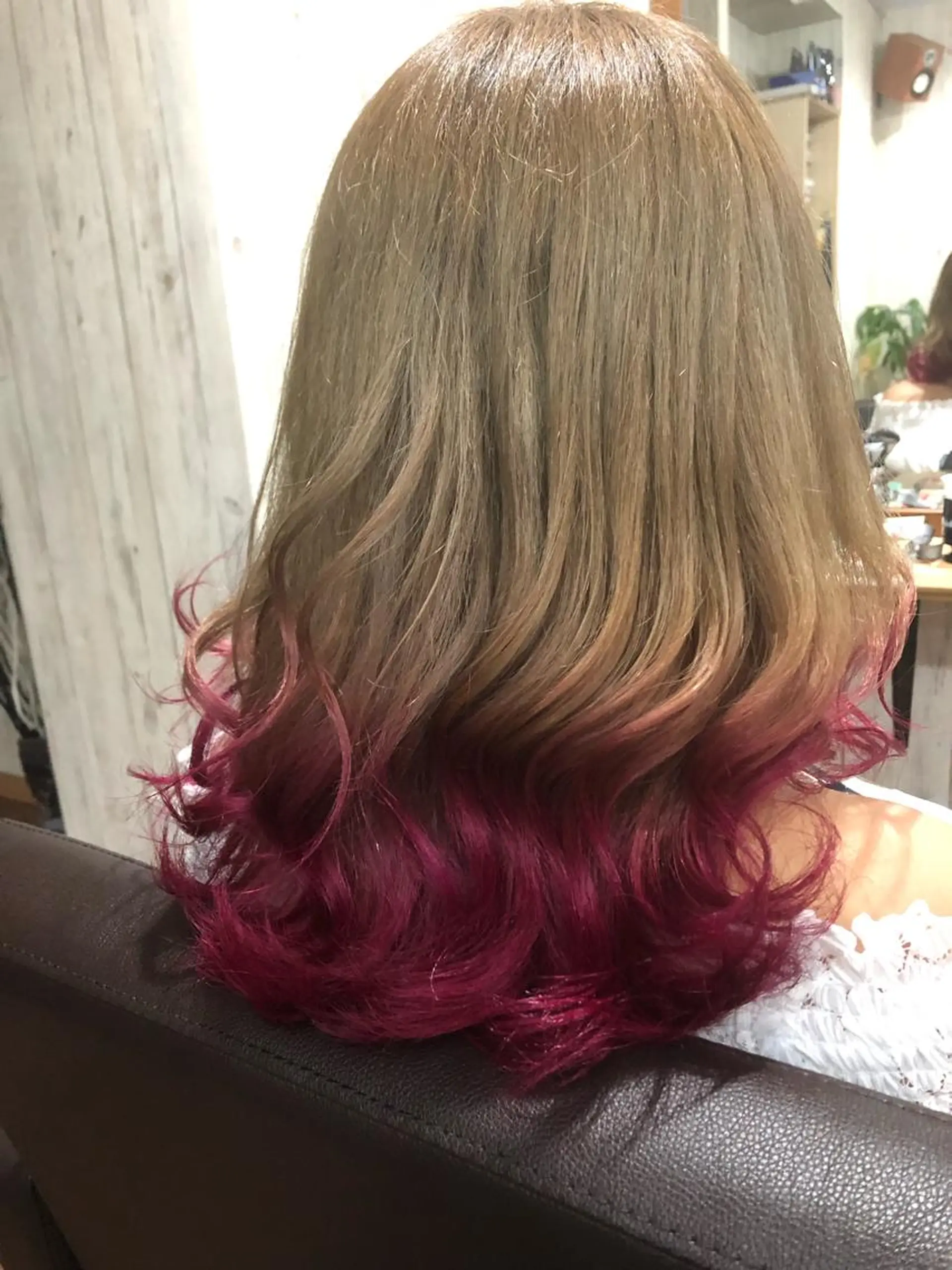 ミディアム ヘアカラー A.hair所属・齊藤 篤士のヘアスタイル